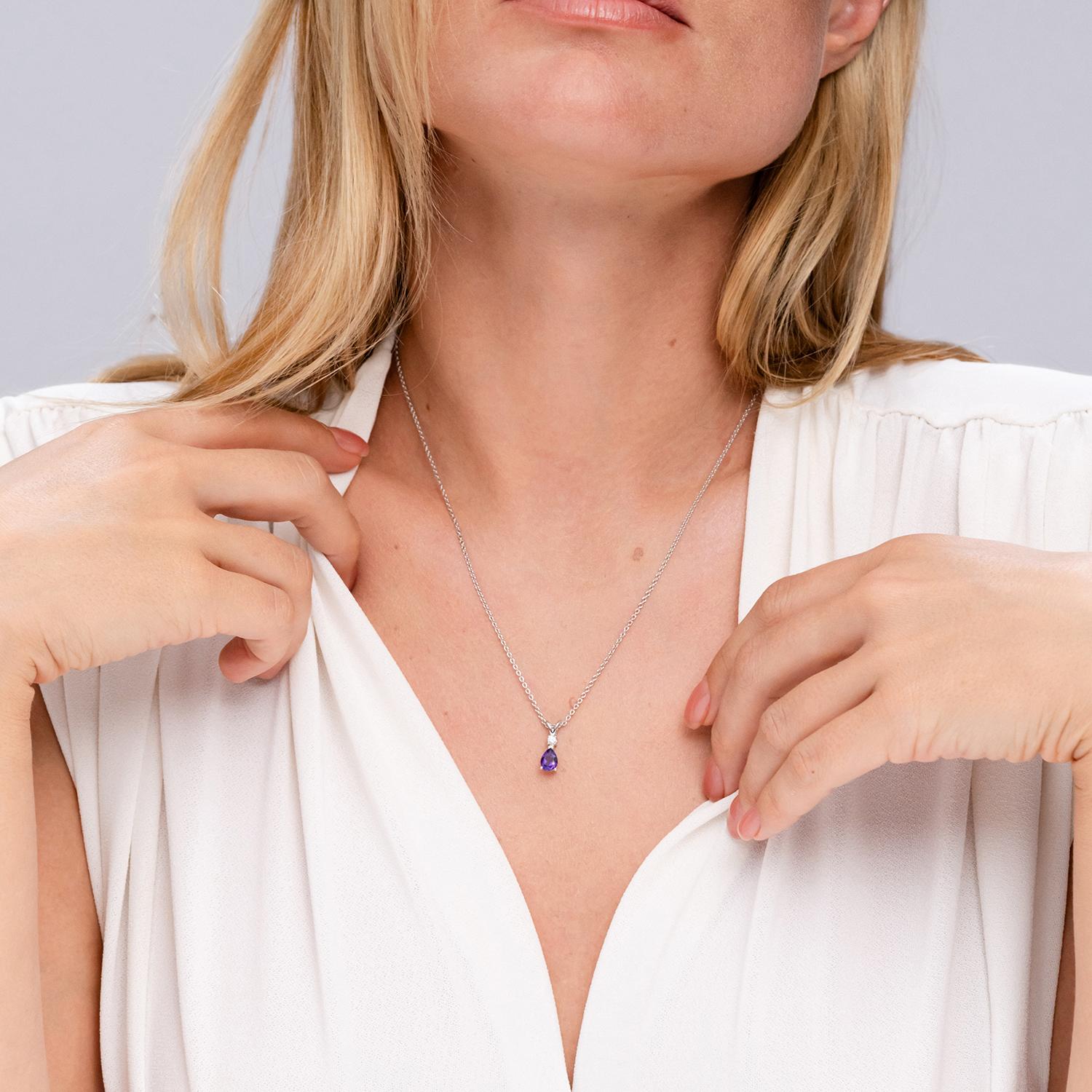 Natural 0.60ct Amethyst Teardrop Pendant with Diamond in 14K Rose Gold For Sale 1