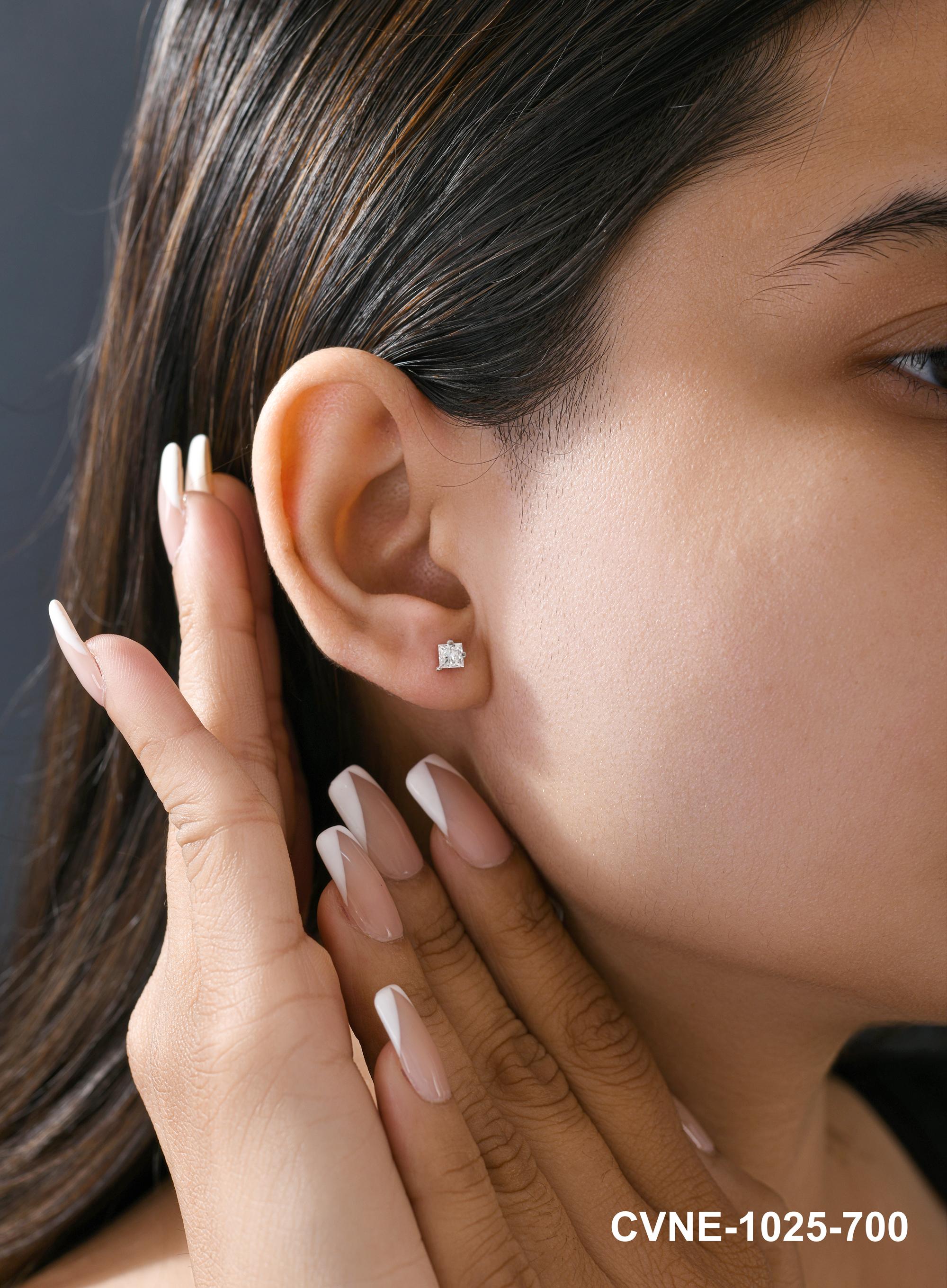 Pendientes finos de diamantes naturales de 0,63 quilates, claridad SI y color HI, oro blanco de 9 quilates en venta 2