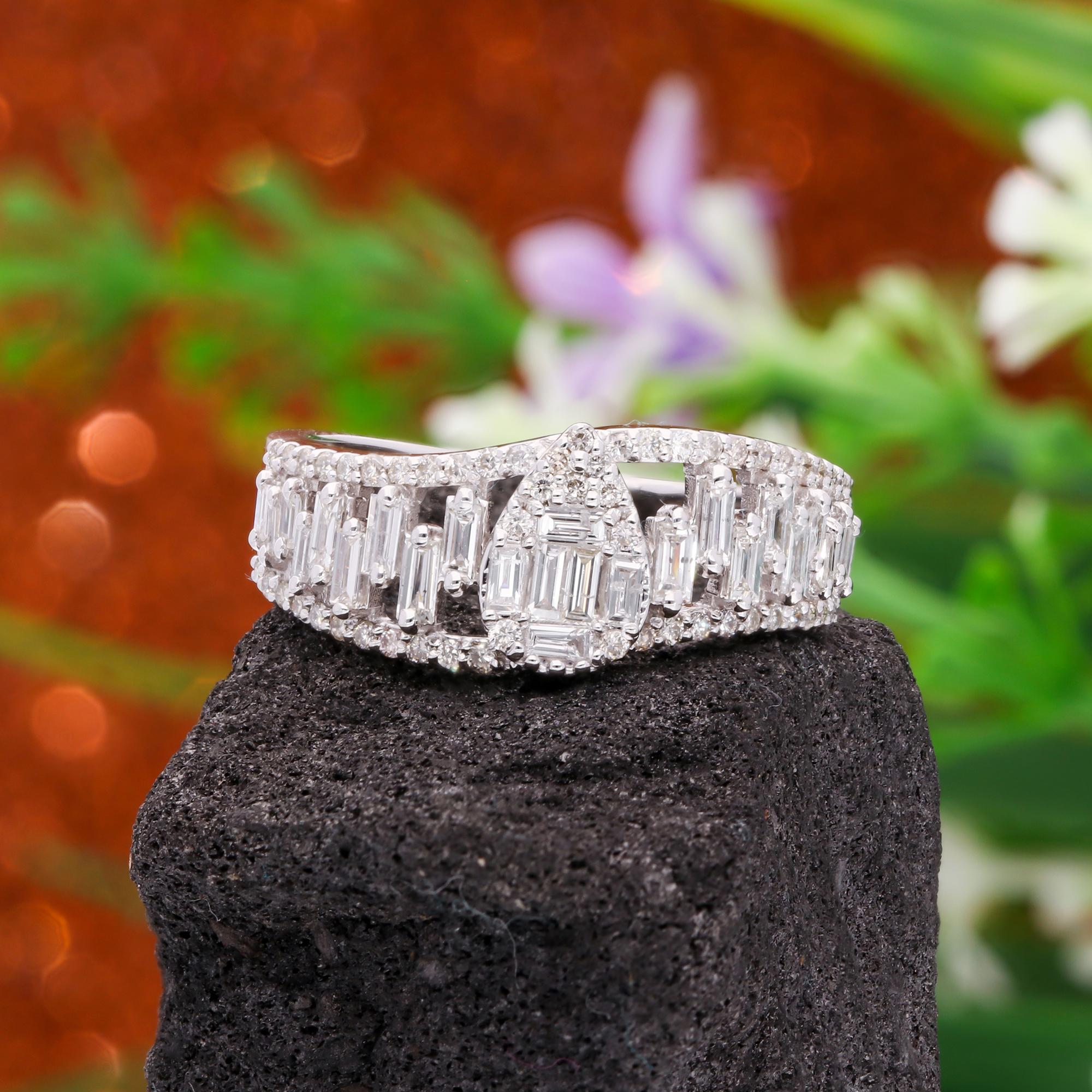 Natural 0.67 Carat SI Clarity HI Color Diamond 18 Karat Solid White Gold Ring In New Condition For Sale In Diera, Dubai