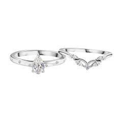 Natural 0.68 Carat SI/H Pear Diamond Ring Set 18 Karat White Gold Fine Jewelry