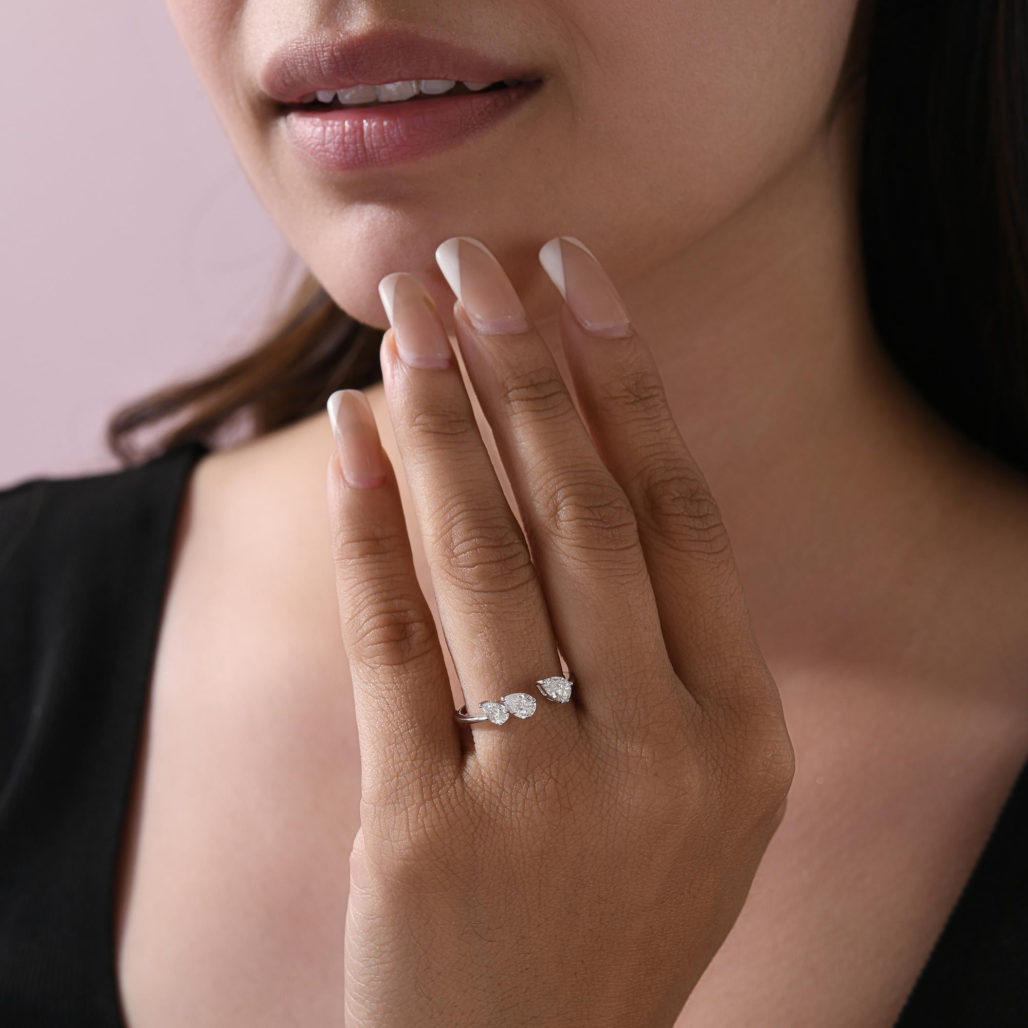 Im Angebot: Natürlicher 0,7 Karat SI Reinheit HI Farbe Birne Diamant Manschettenring 18 Karat Weißgold () 5