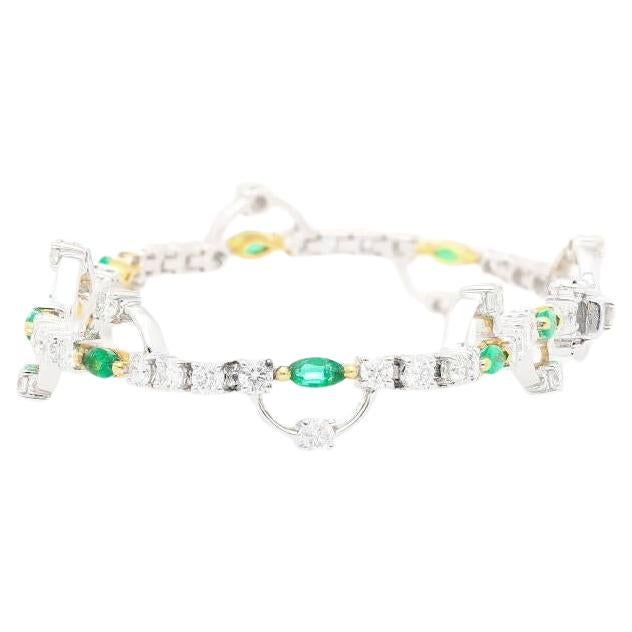 Natural 0.72 Carat Emerald & 2.08 Carat Diamond Charm Bracelet in 18K Gold