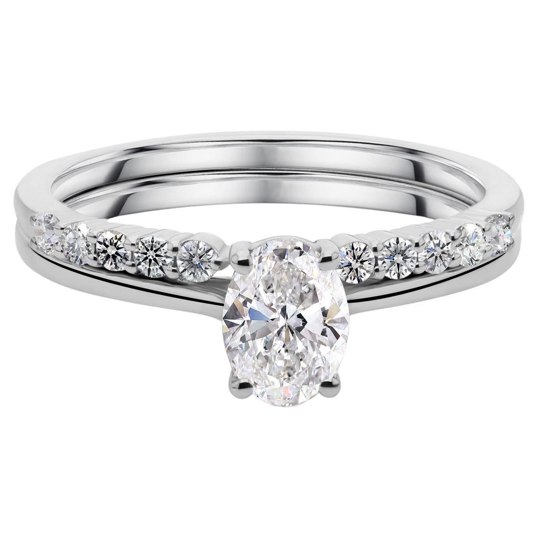 Im Angebot: Natürlicher 0,72 Karat SI/H Oval Runder Diamant Ring Set 18 Karat Weißgold Schmuck ()