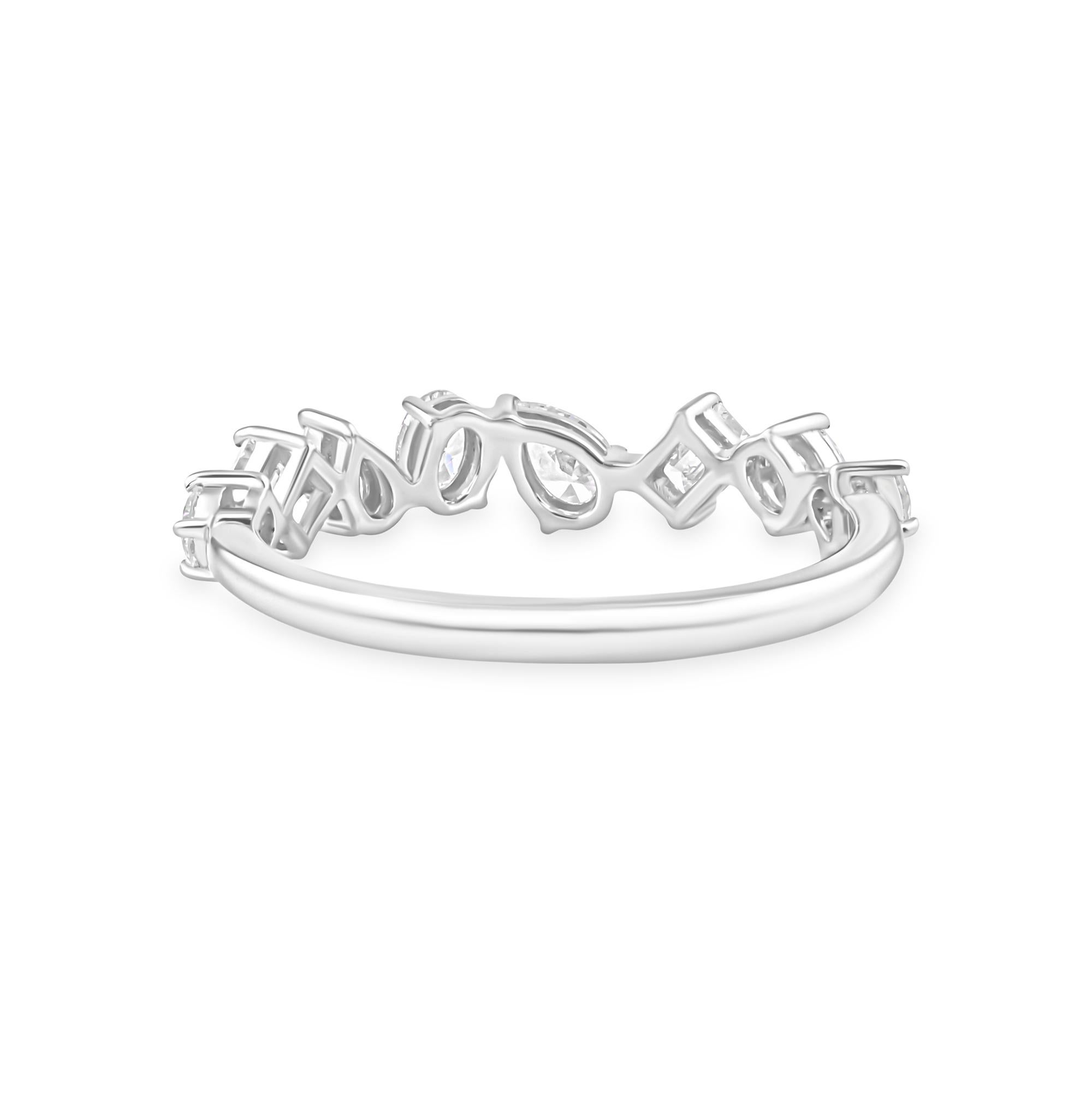 Natural 0.73 Carat SI/H Multi Shape Diamond Ring 18 Karat White Gold Jewelry In New Condition For Sale In Diera, Dubai
