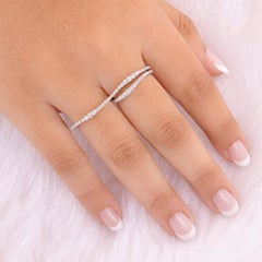 Anello a fascia a due dita con diamante tondo naturale da 0,74 carati SI/H in oro rosa 18 carati