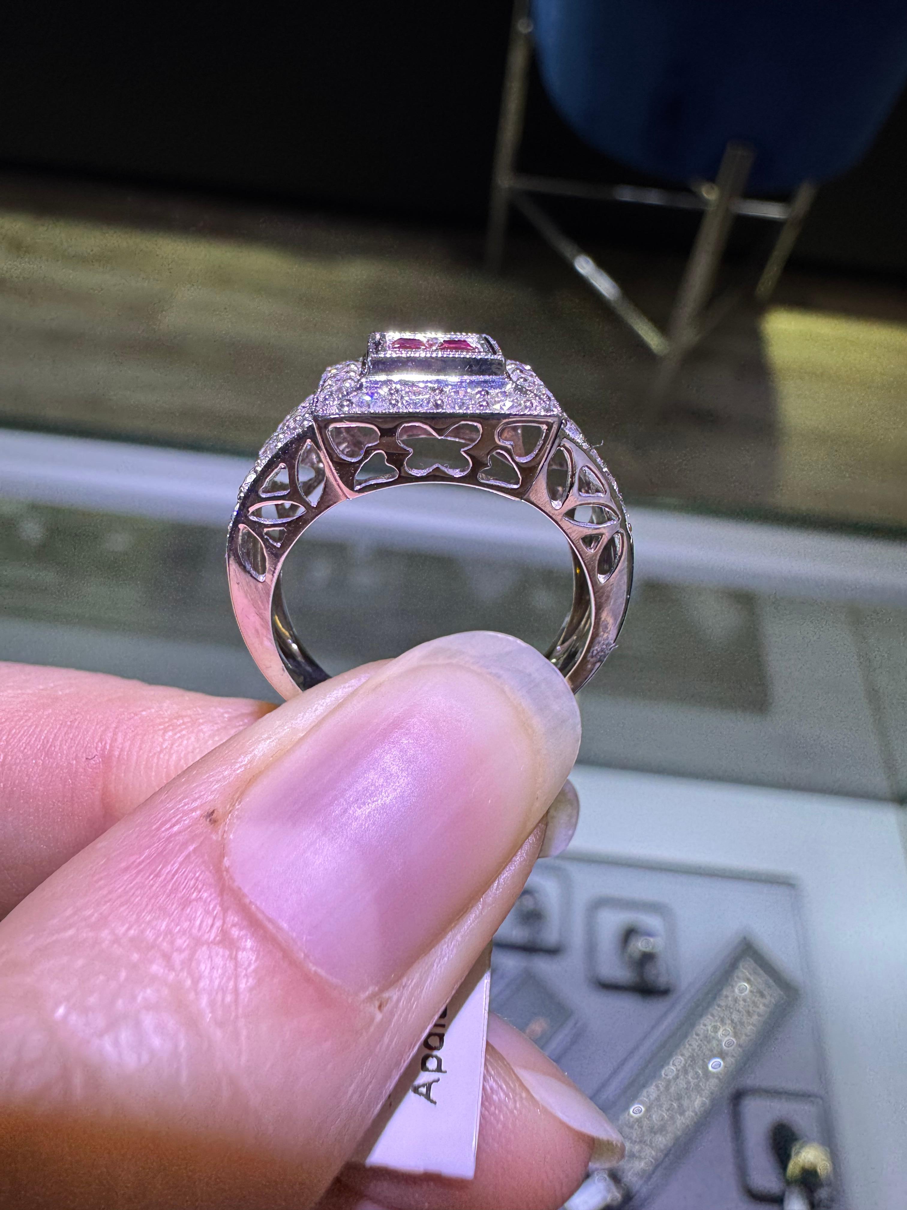 Modern Natural 0.76 Carat Diamond and 0.12 Carat Ruby 18-Karat Cocktail Ring In Stock For Sale