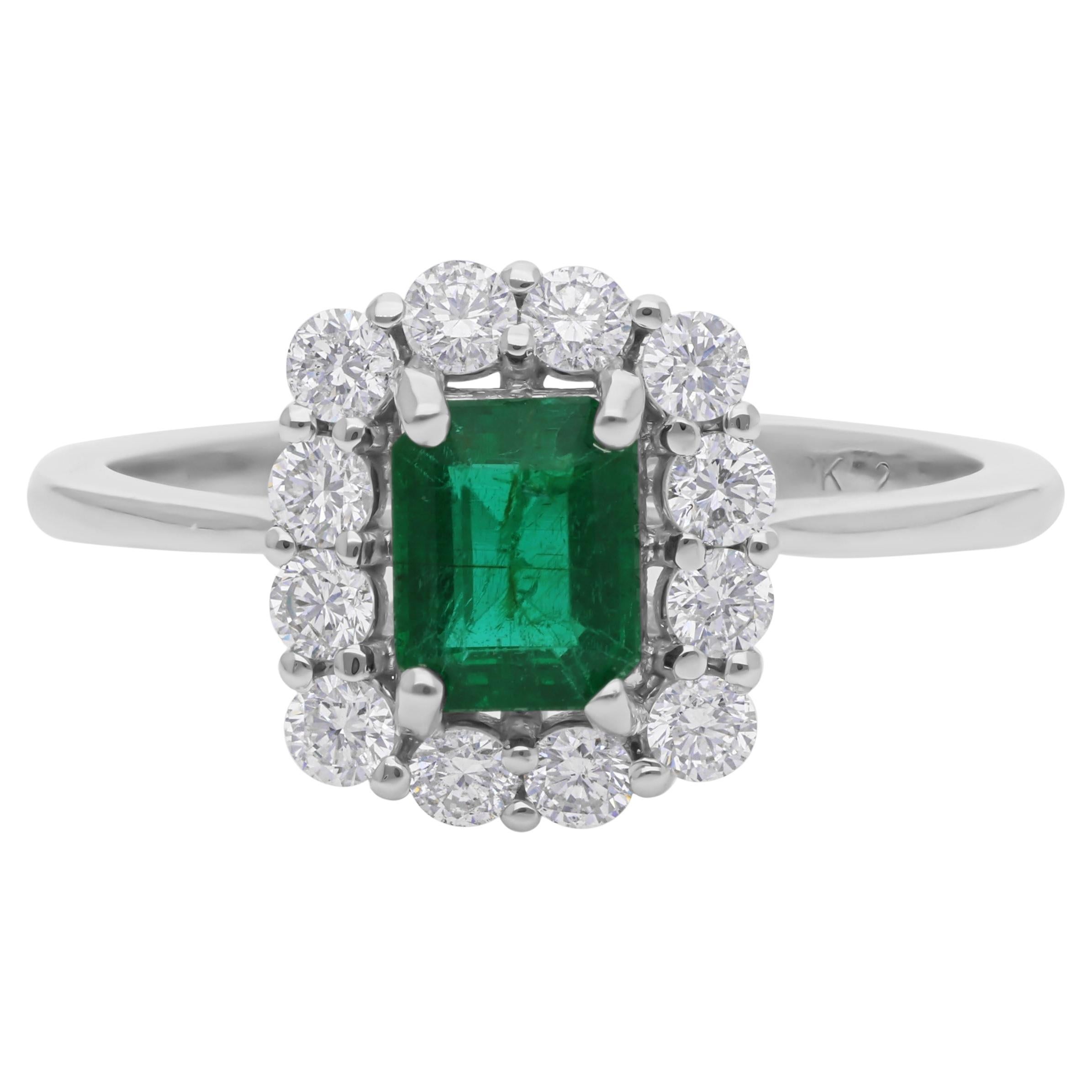 Natural 0.76 Carat Zambian Emerald 0.49 Carat SI/H Diamond 18 Karat White Gold