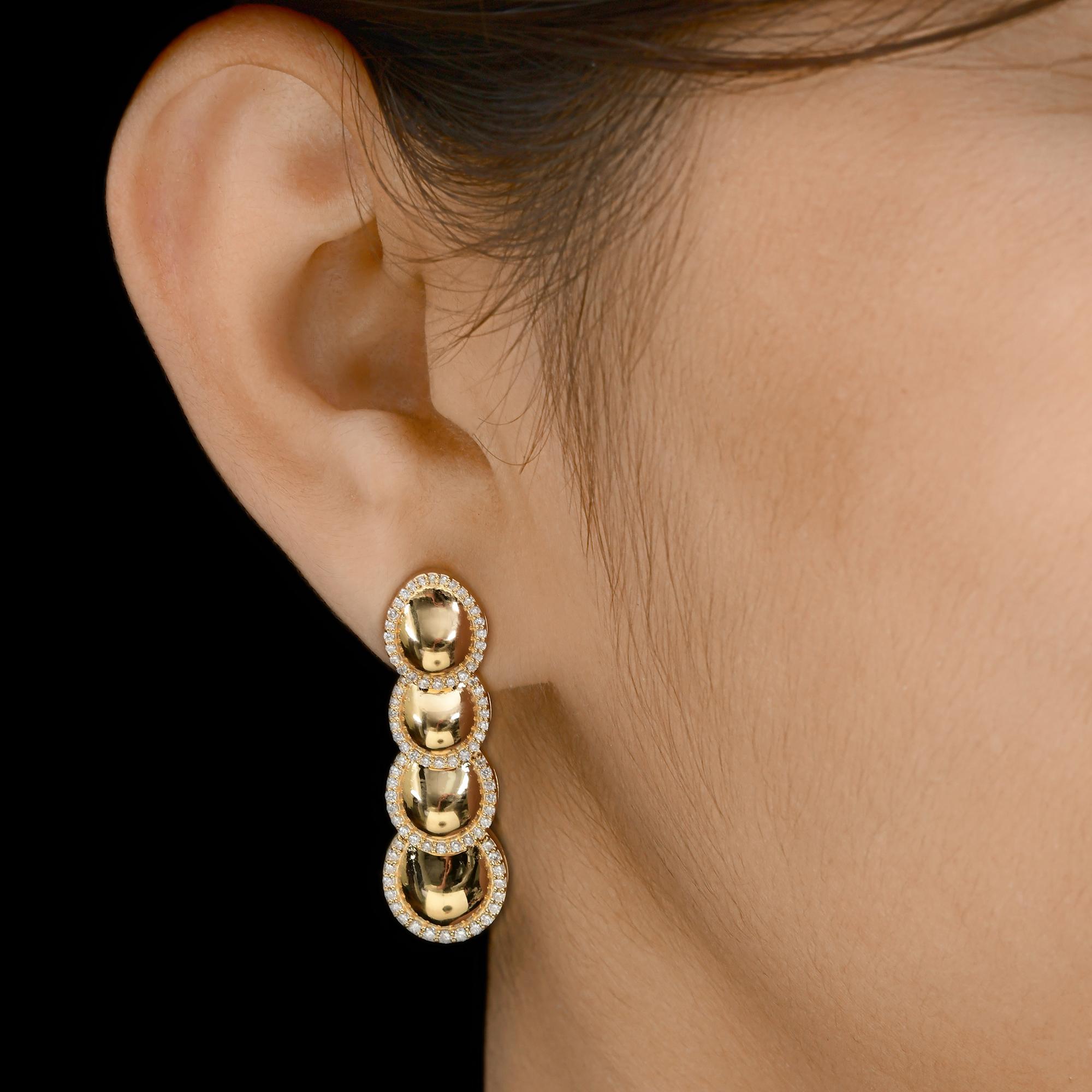 Moderne Pendants d'oreilles en or jaune 18 carats avec diamants pavés de 0,8 carat SI/H en vente