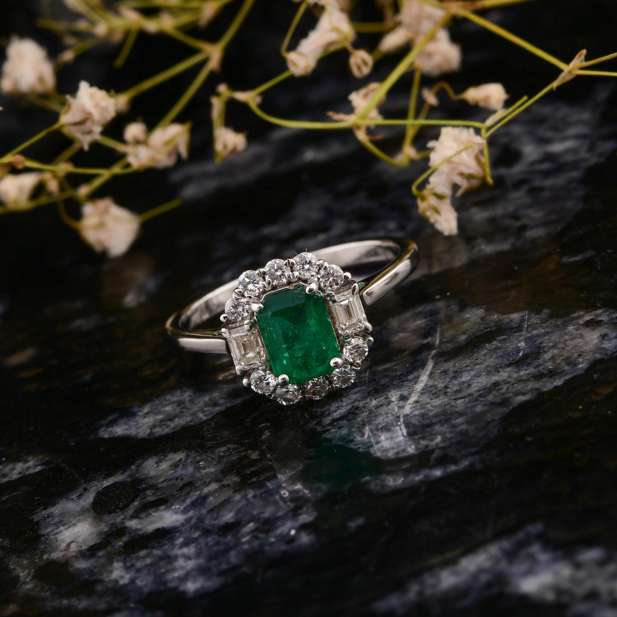 Octagon Cut Natural 0.80 Carat Emerald Cocktail Ring 0.49 Carat SI/H Diamond 14k White Gold For Sale