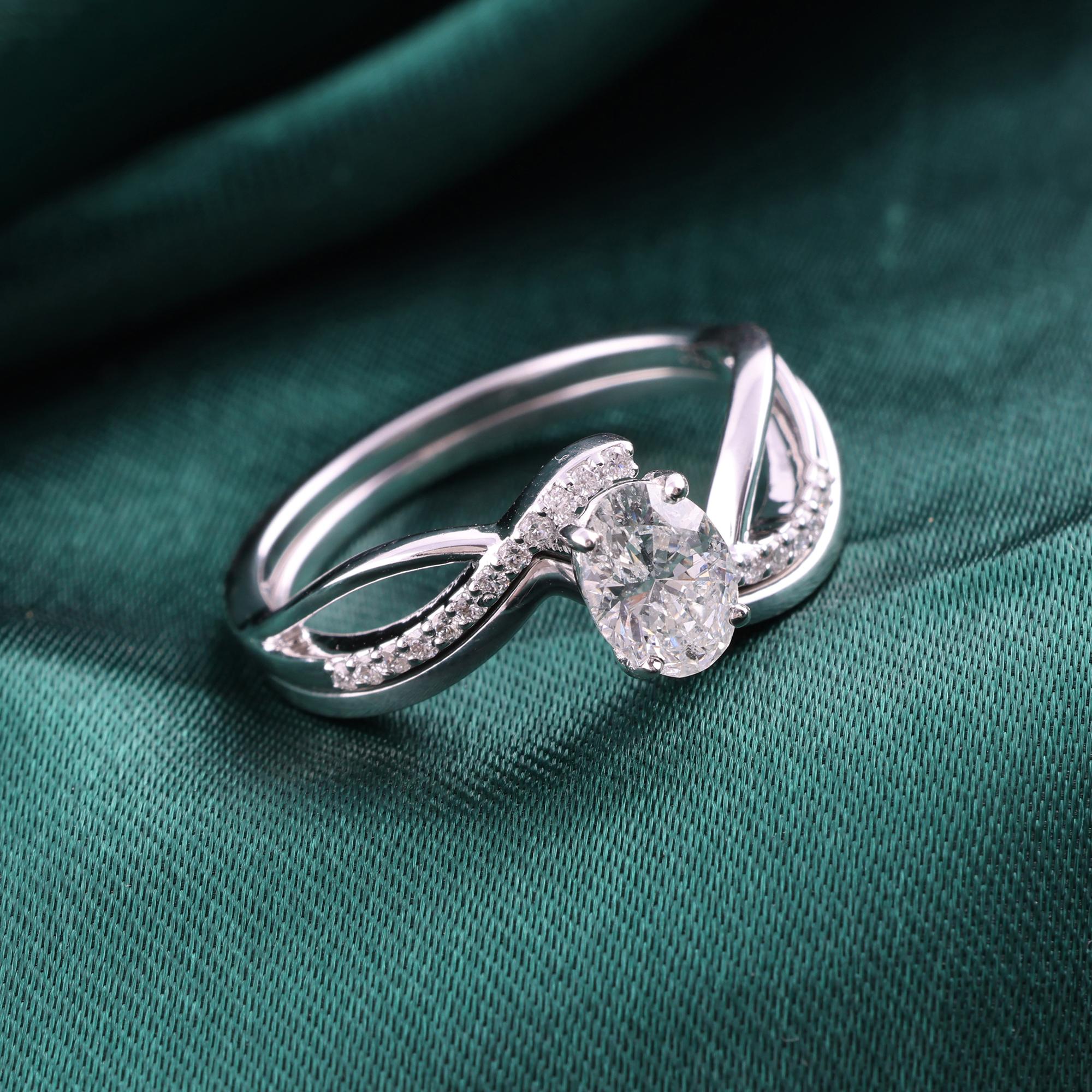 Im Angebot: Natürlicher 0,82 Karat SI Reinheit HI Farbe Oval Diamantring 18 Karat Weißgold () 2