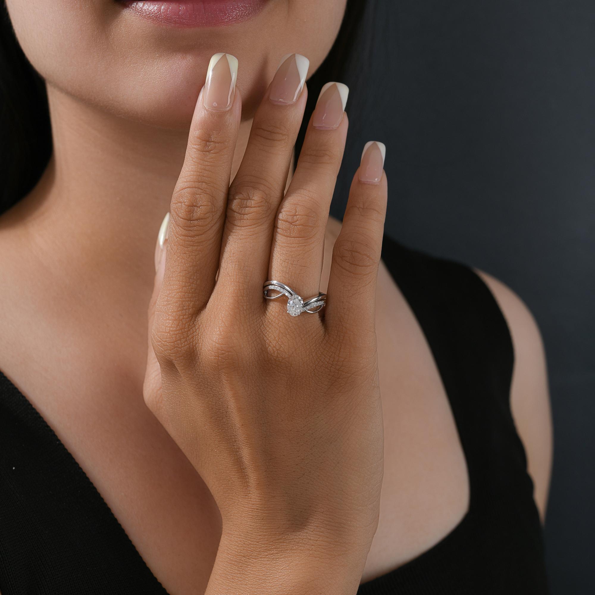 Im Angebot: Natürlicher 0,82 Karat SI Reinheit HI Farbe Oval Diamantring 18 Karat Weißgold () 7