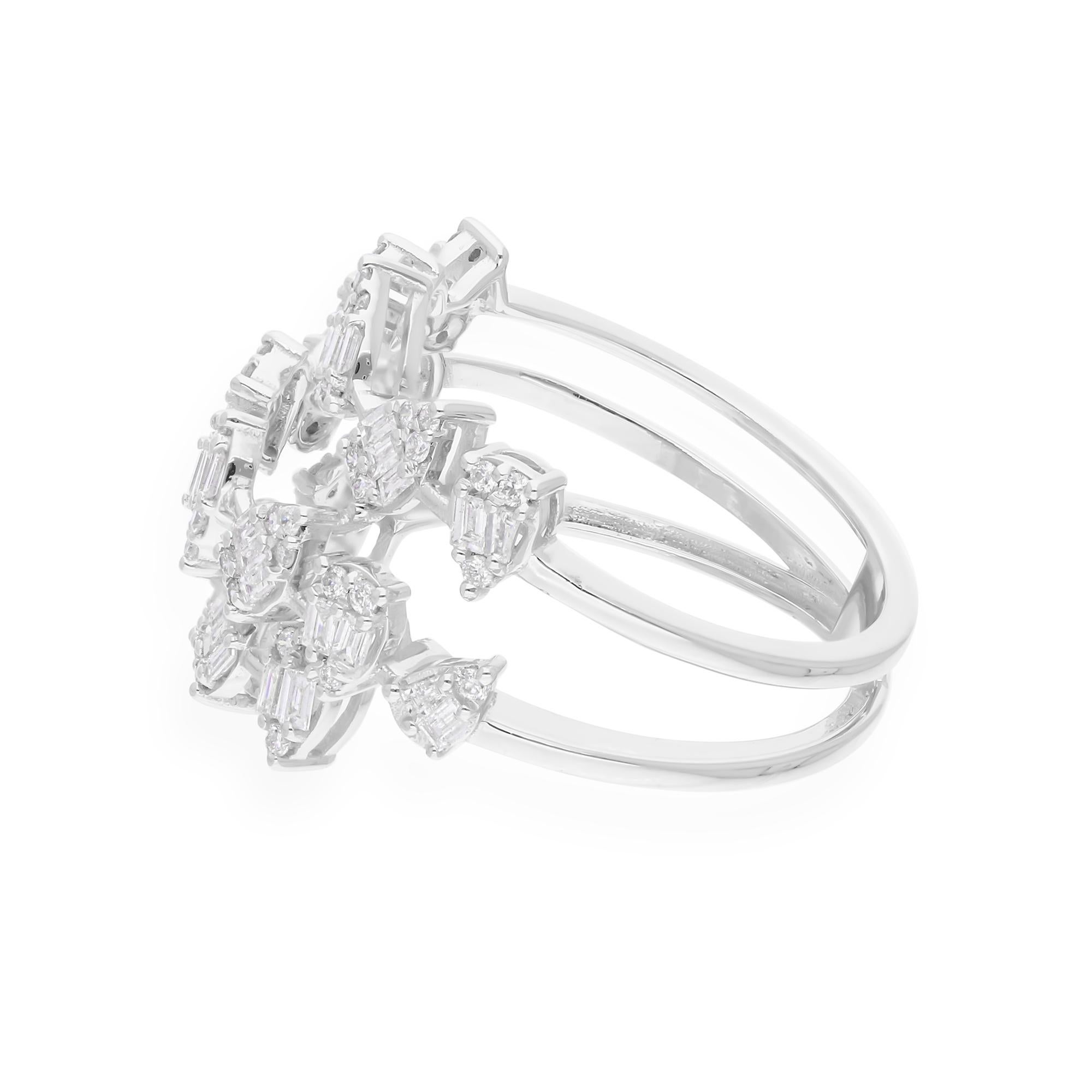 Modern Natural 0.85 Carat SI/H Baguette Diamond Ring 18 Karat White Gold Fine Jewelry For Sale