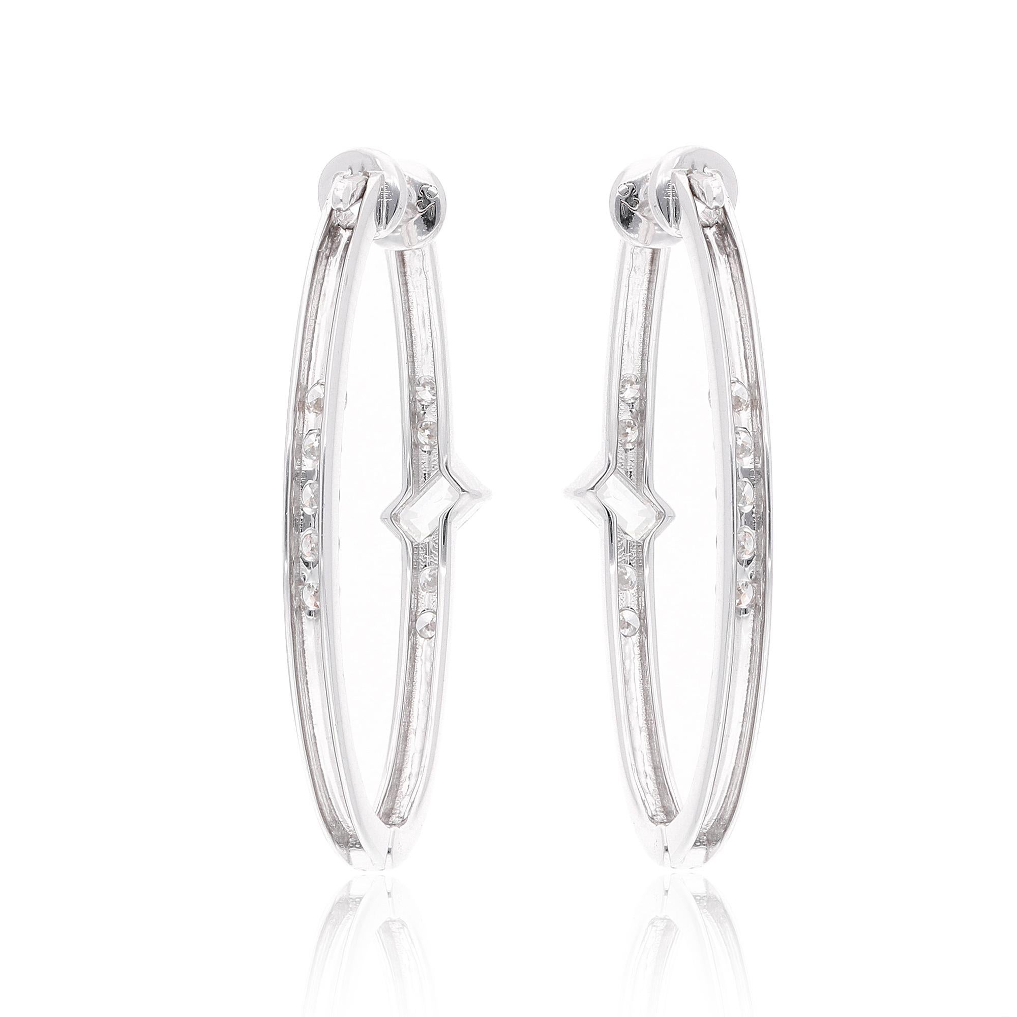 Orecchini a cerchio con diamanti baguette naturali da 0,86 carati SI/H Gioielli in oro bianco 18k In condizioni Nuovo in vendita a Diera, Dubai