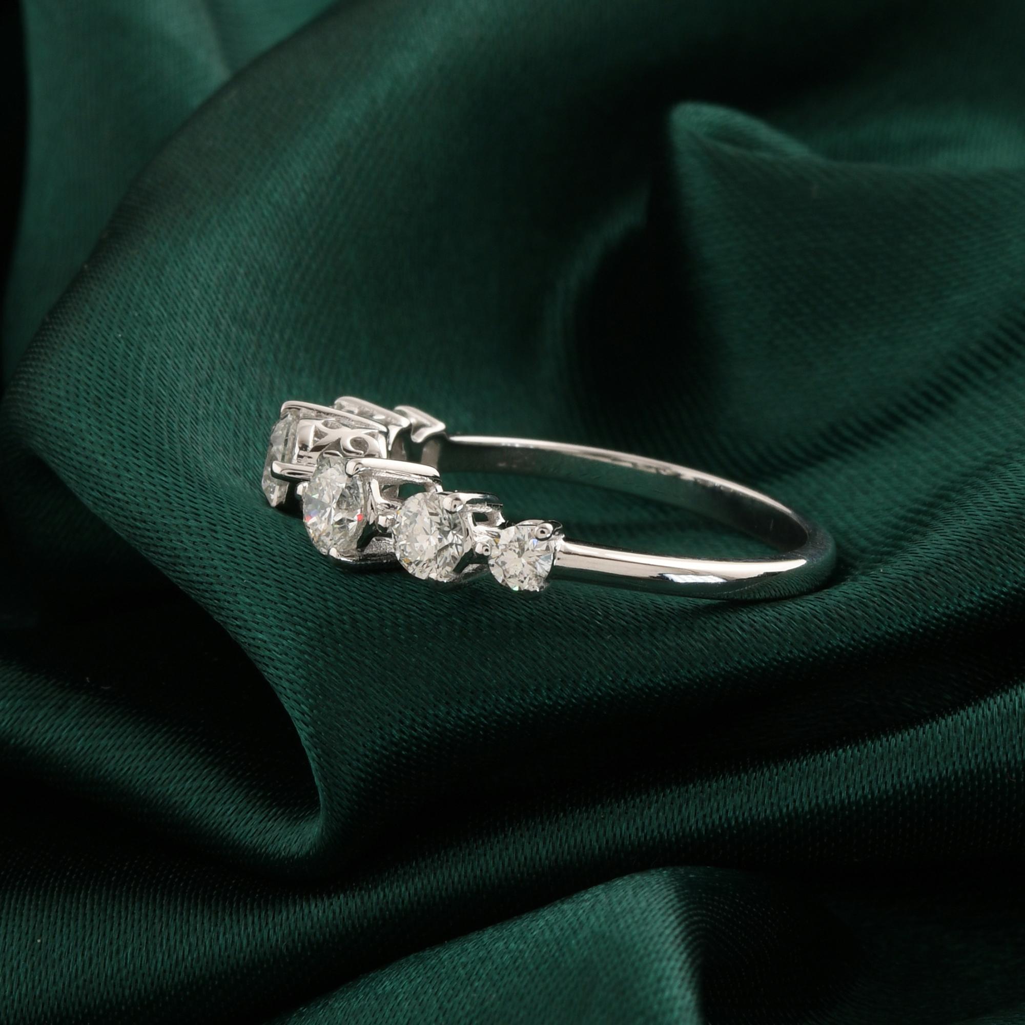 En venta: Anillo Puño Diamante Natural 0,88 Quilates Claridad SI Color HI Oro Blanco 18 Kilates  8