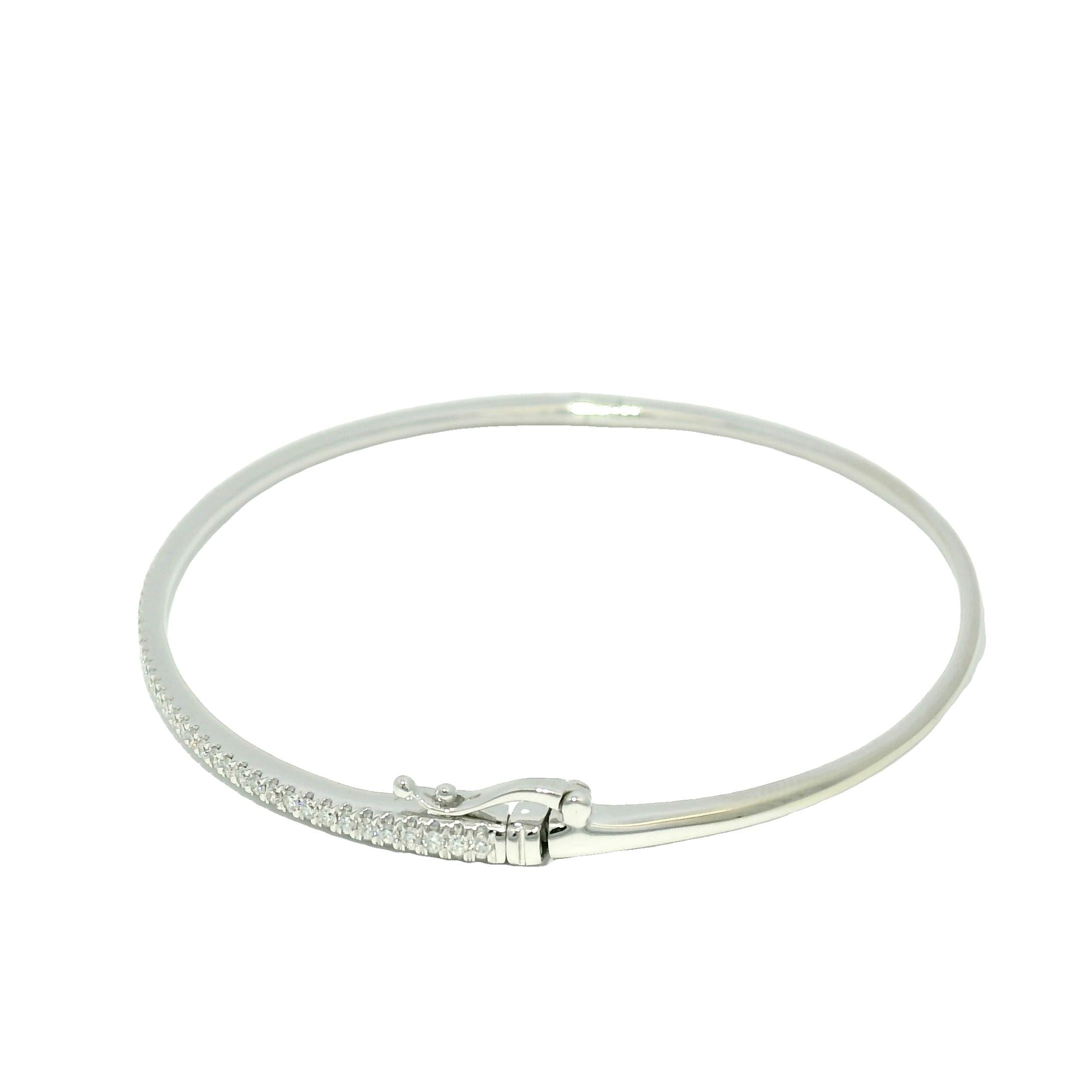 Donna Bracciale sottile con diamante naturale da 0,90 carati 18 carati In magazzino in vendita