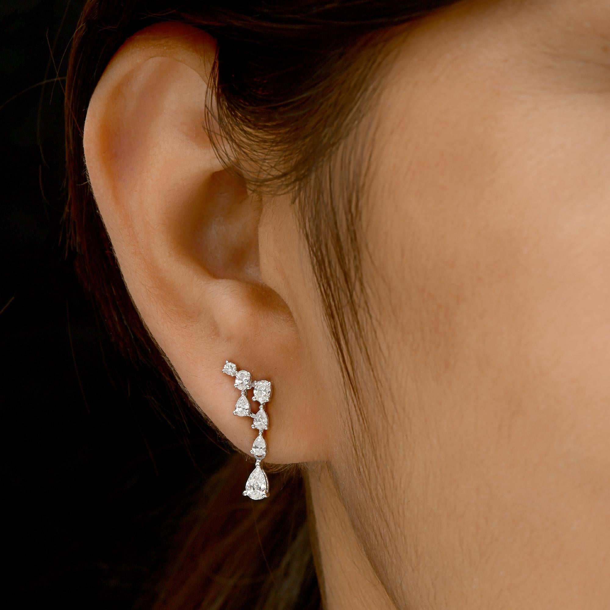 Natürlicher 0,94 Karat SI/H Diamant im Birnenbrillantschliff 14 Karat Weißgold-Schmuck
Diese Ohrringe sind meisterhaft mit Diamanten im Mischschliff besetzt und bilden Tropfenohrringe.
Diamanten sind ein universelles Symbol für Ewigkeit, Stärke und