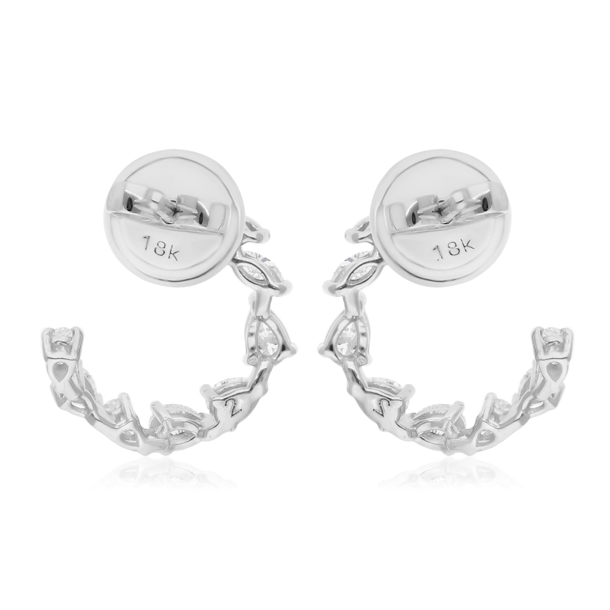 Natural 0.95 Carat Marquise Pear Diamond Earrings 18 Karat White Gold Jewelry In New Condition For Sale In Diera, Dubai