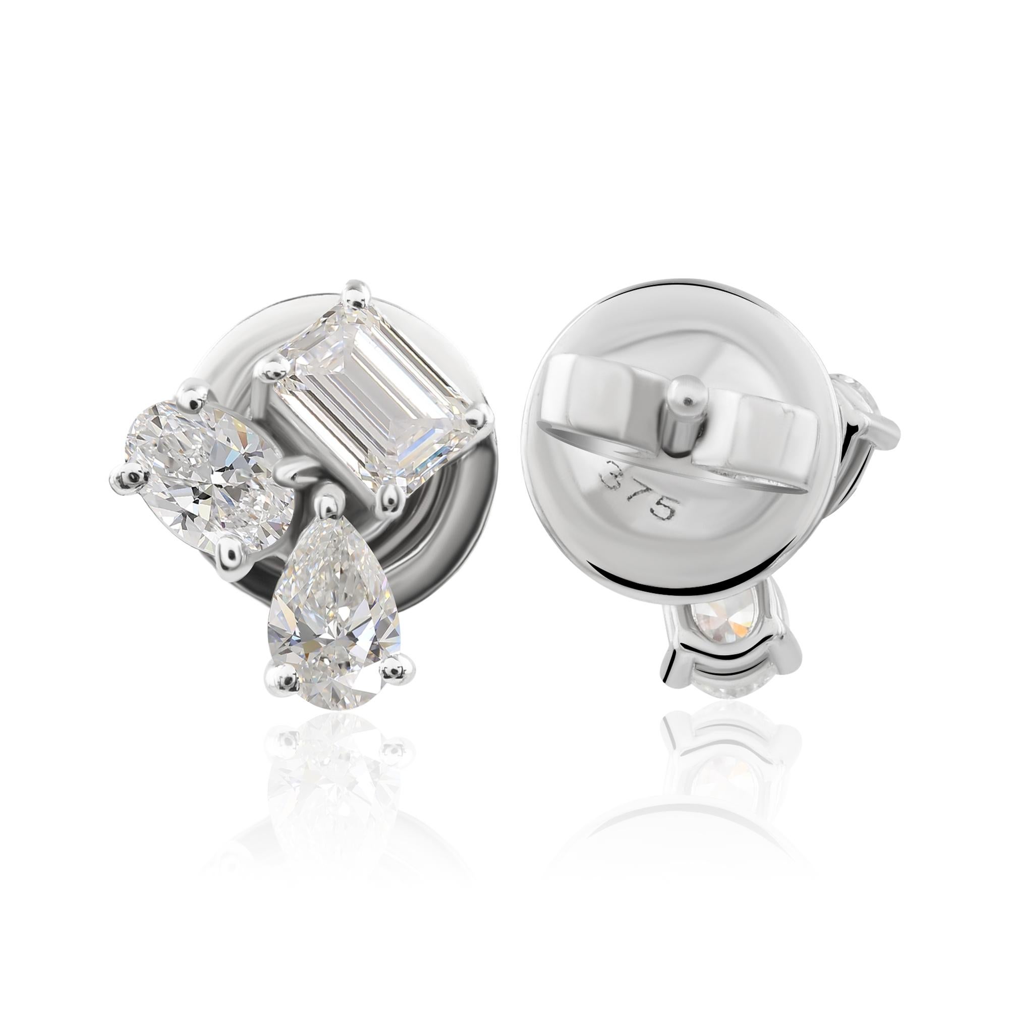 Añade un toque de lujo a tu estilo con estos Pendientes de Diamante Natural Multiforma, bellamente elaborados en Oro Blanco de 9 Kilates. Con 0.97 quilates de diamantes auténticos en una asombrosa combinación de formas, estos pendientes muestran un