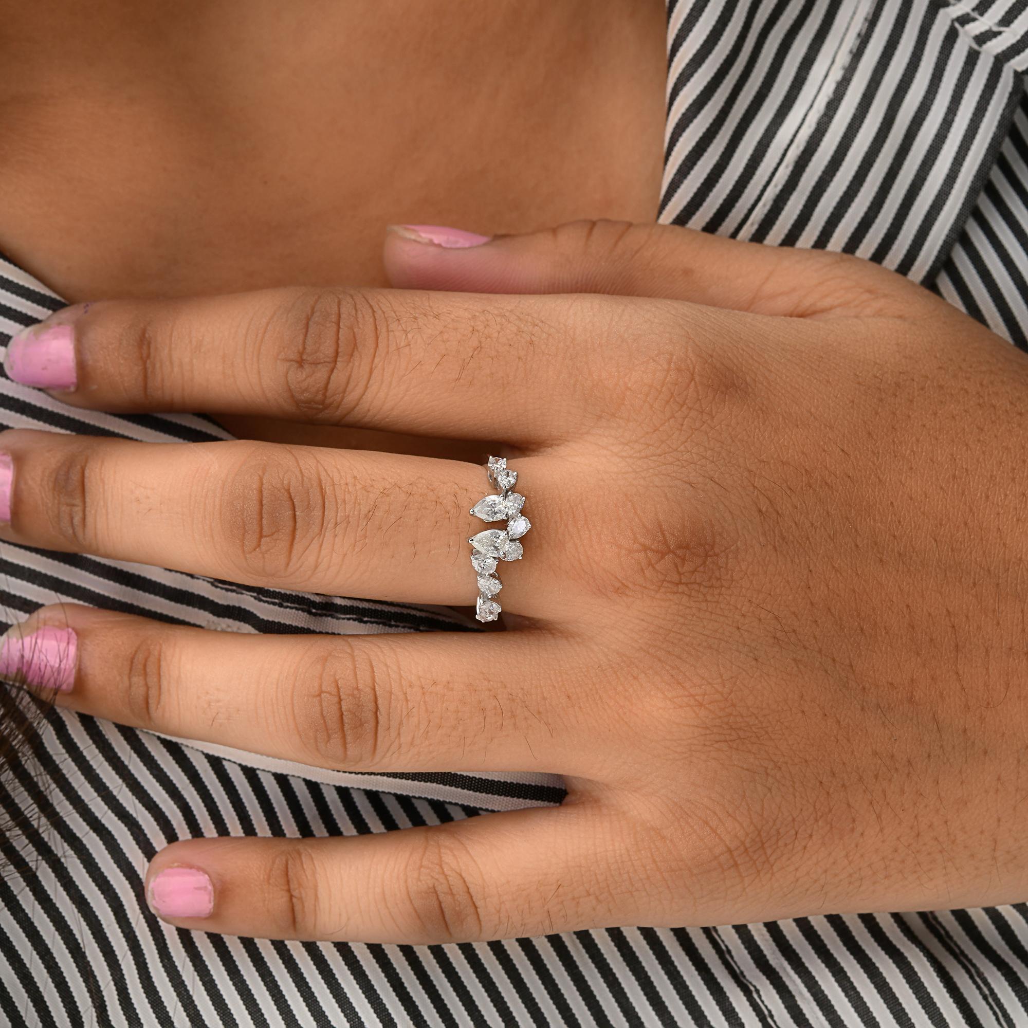 Moderne Bague fine joaillerie en or blanc 14 carats avec diamant naturel en forme de poire de 0,98 carat SI/H en vente