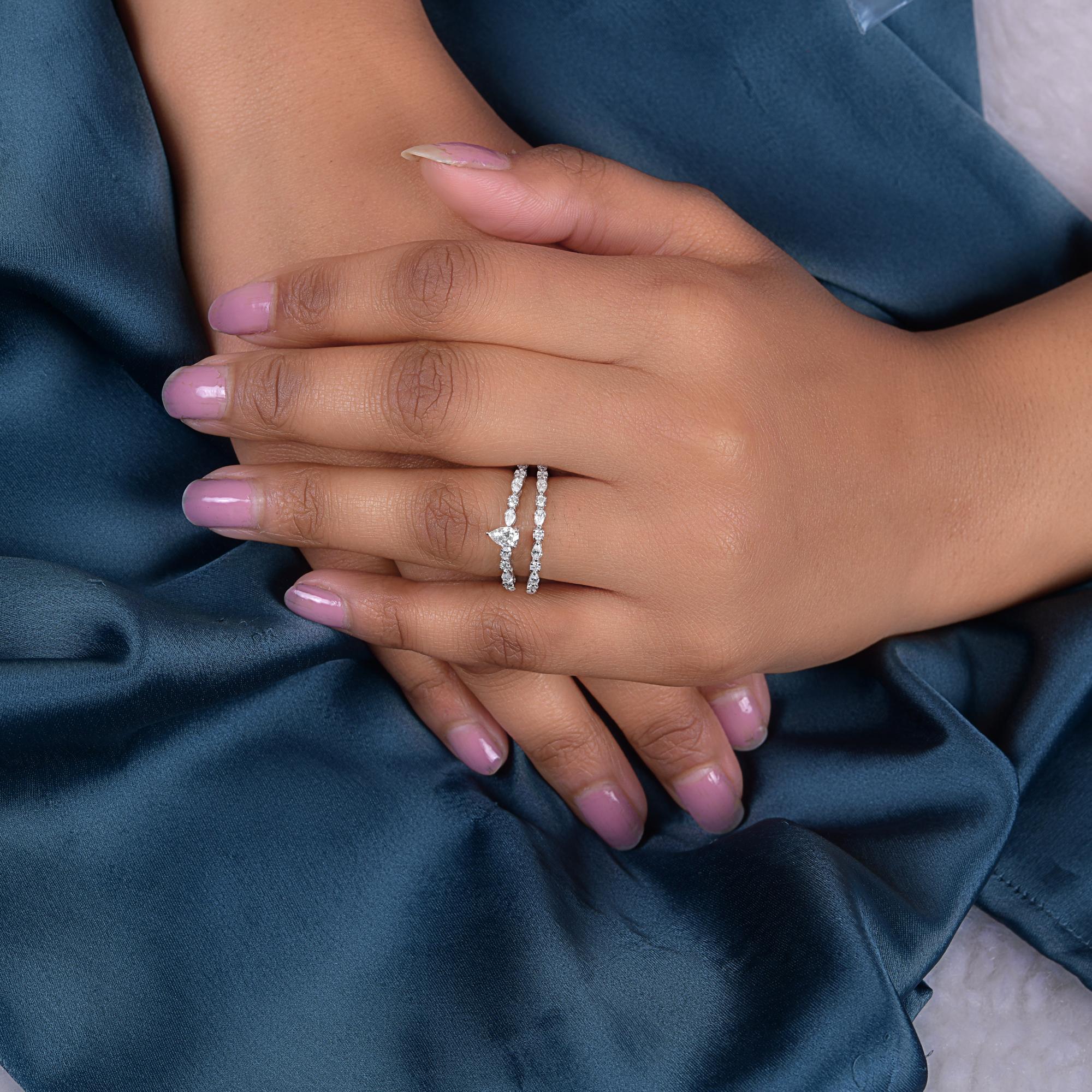 Natürlicher 0,99 Karat SI/H birnenförmiger runder Diamant zwei Ringe 14 Karat Weißgold Schmuck (Tropfenschliff) im Angebot