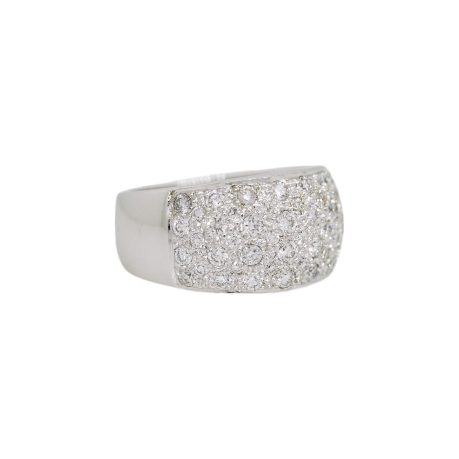 Modern Natural 1.0 Carat Diamond Pave 14 Karat Band Ring In Stock For Sale