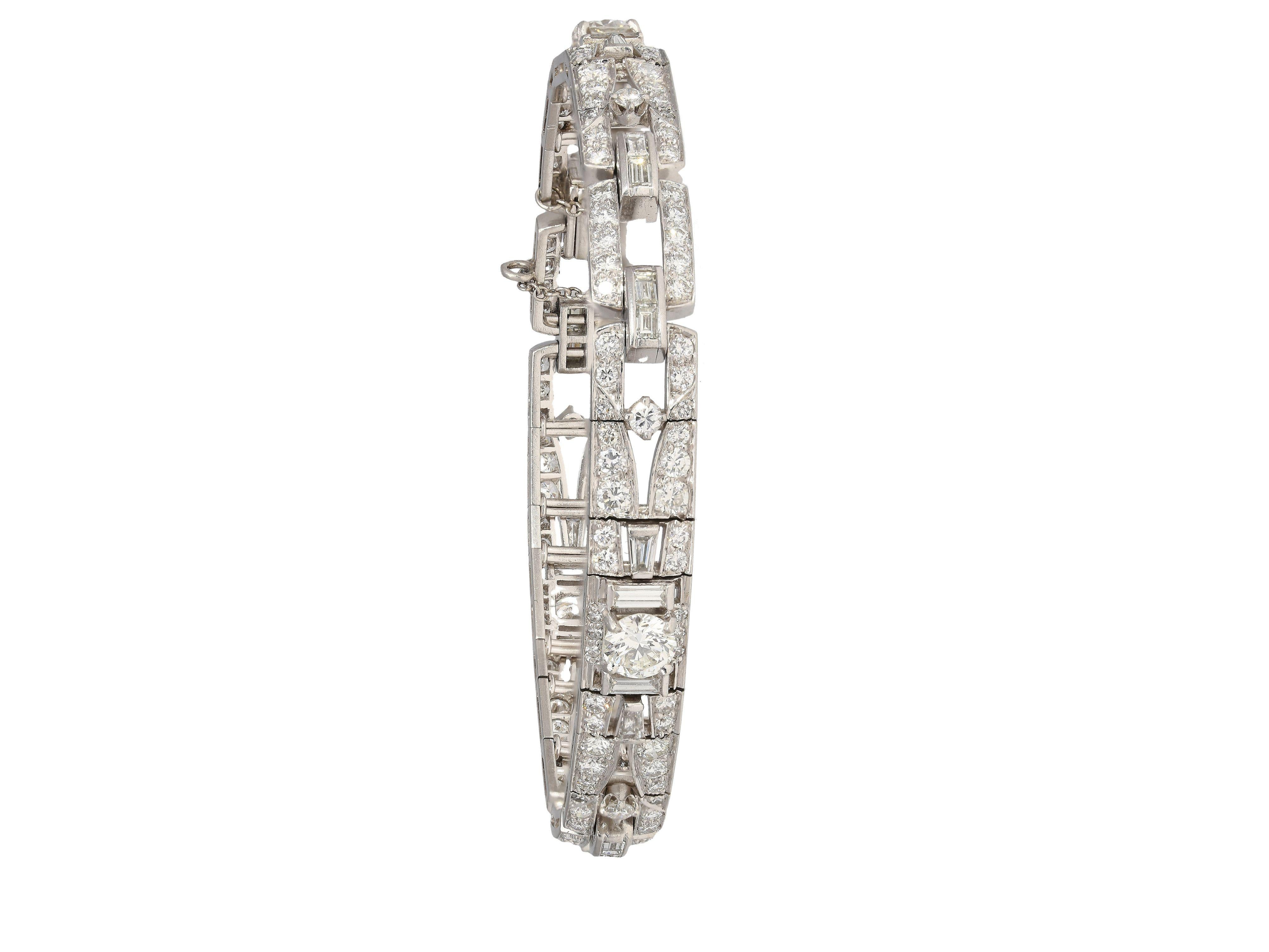 Natürliches 10 Karat TW Diamant Vintage Art Deco Platin-Armband (Rundschliff) im Angebot