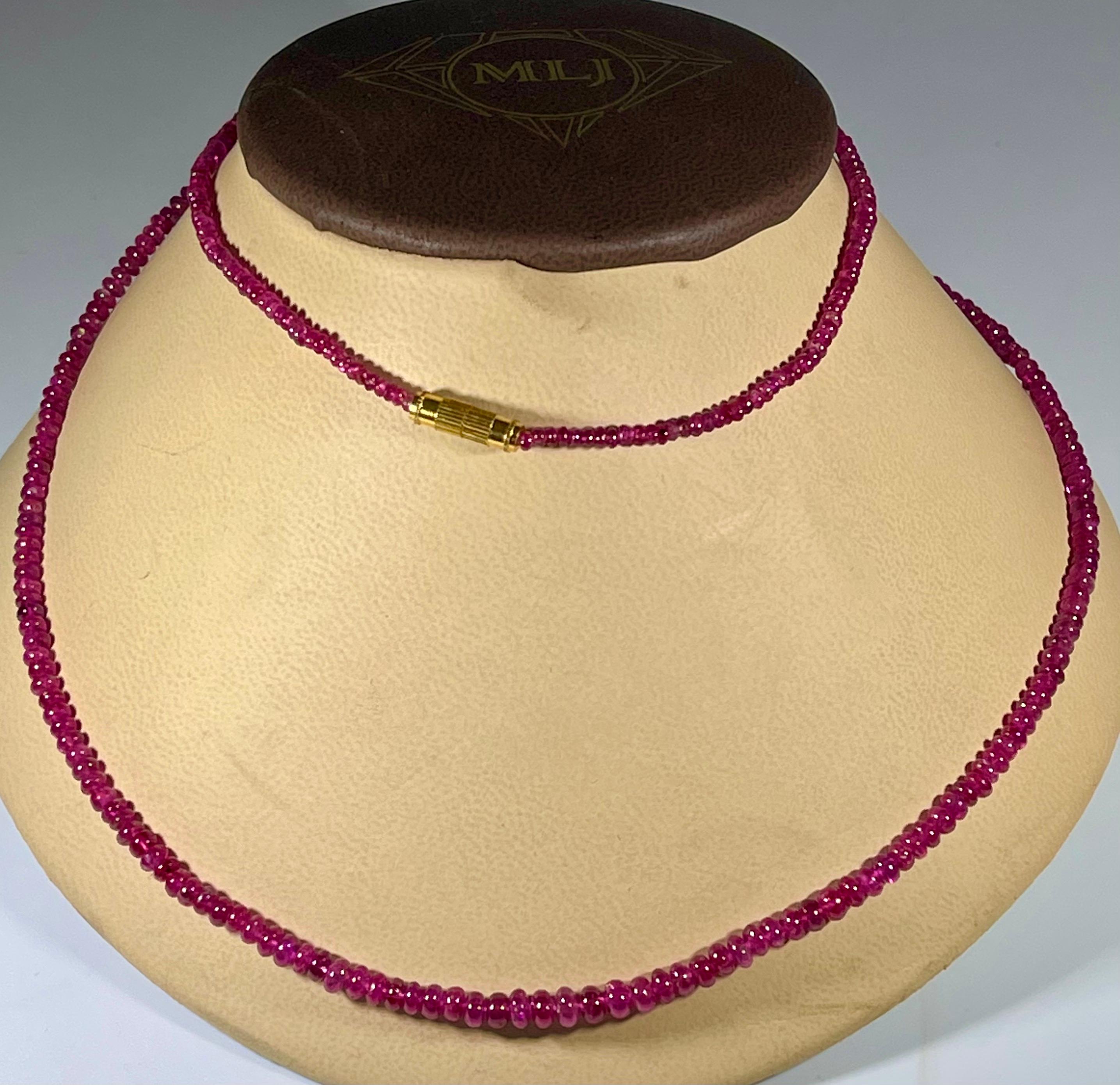 Collier à un brin en perles de rubis naturel de 100 carats avec fermoir en argent en vente 6