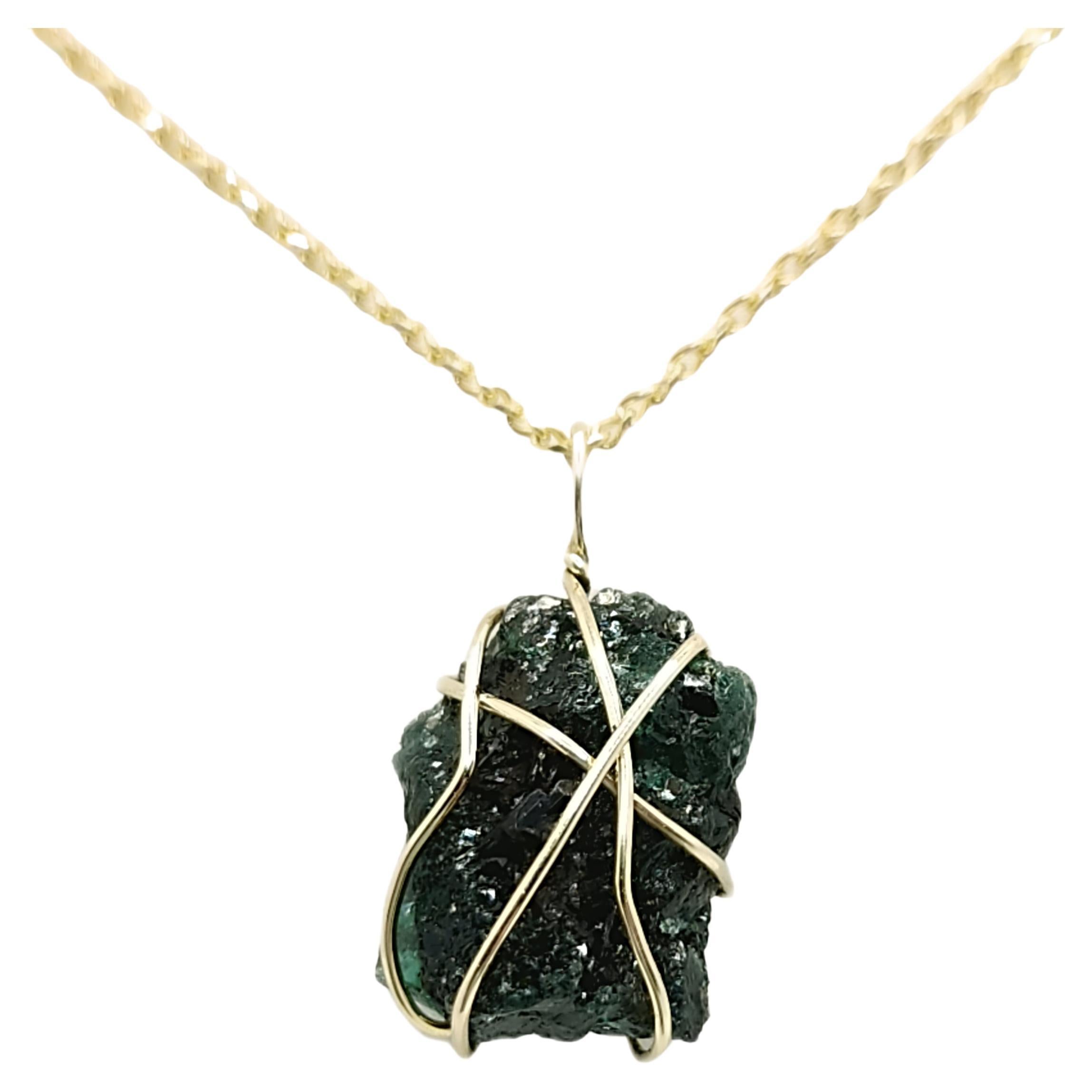 Natural 10.00Ct Raw Emerald Gold Handmade Pendant  For Sale