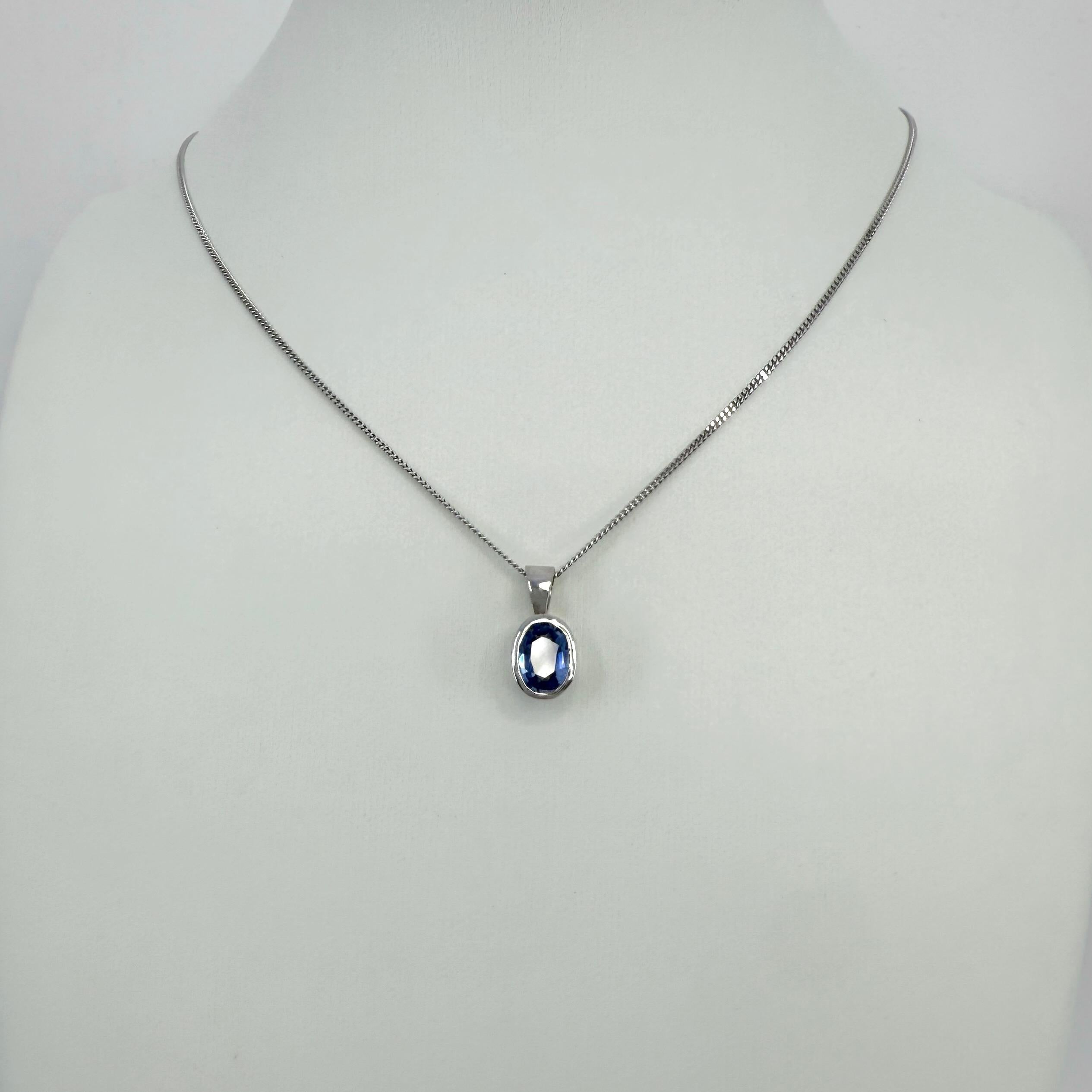 da uomo o donna Ciondolo Rubover di platino 950 con zaffiro azzurro naturale da 1,00ct, taglio ovale. in vendita