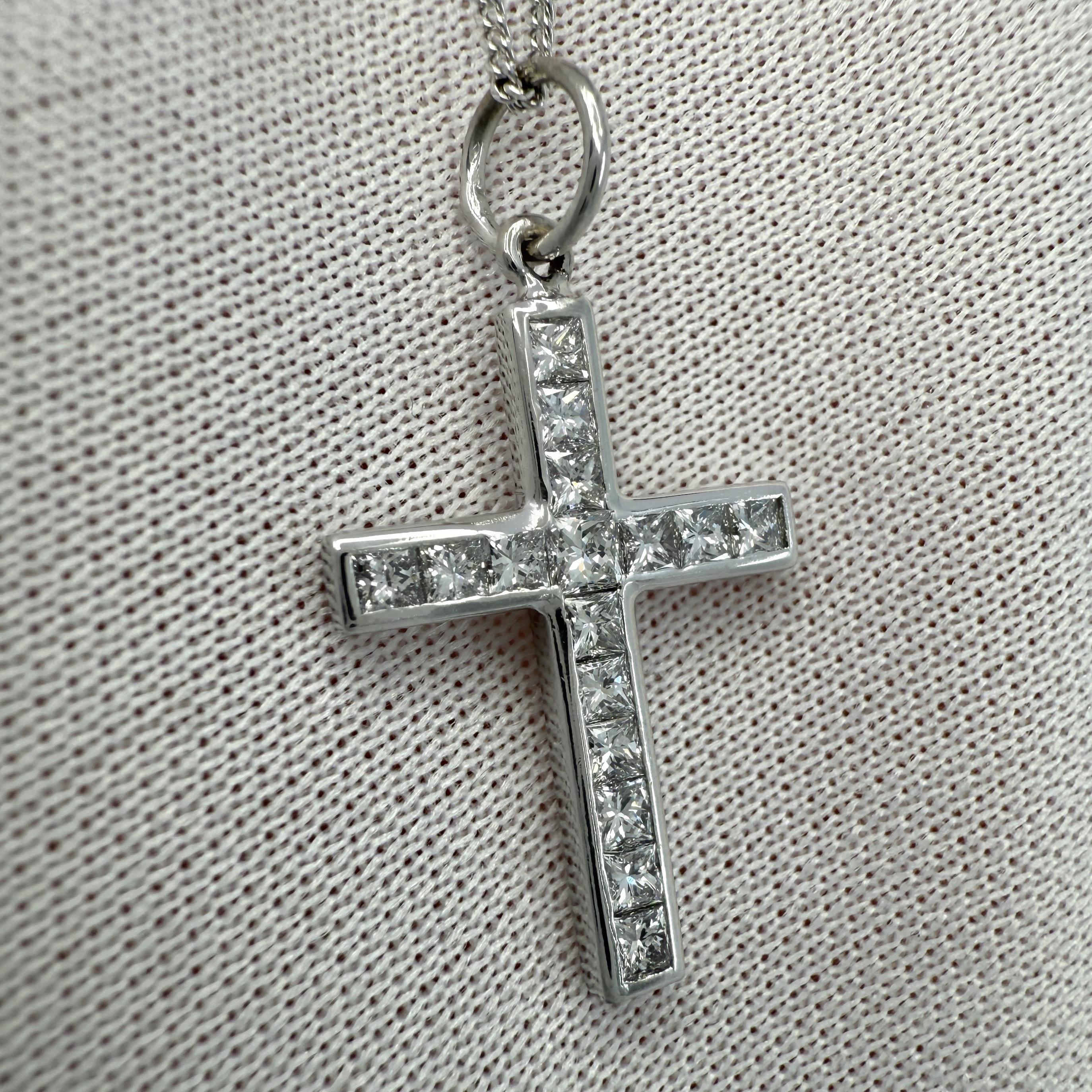 Natural 1.00ct Princess Cut Diamond Cross 18k White Gold Pendant Necklace VVS For Sale 1