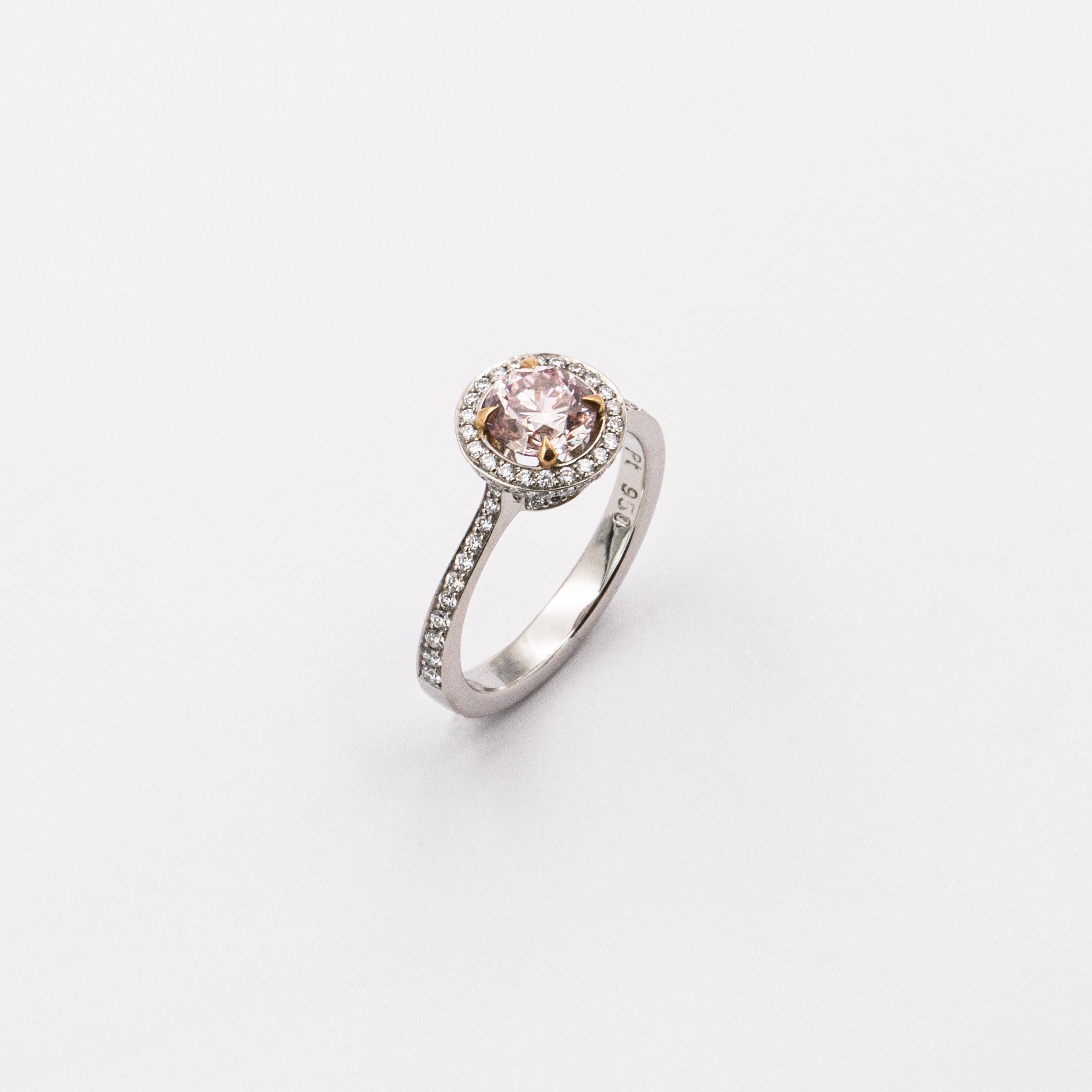 Round Cut Natural 1.01 Carat Fancy-Intense Pink Round Brilliant-Cut Diamond Solitaire Ring For Sale
