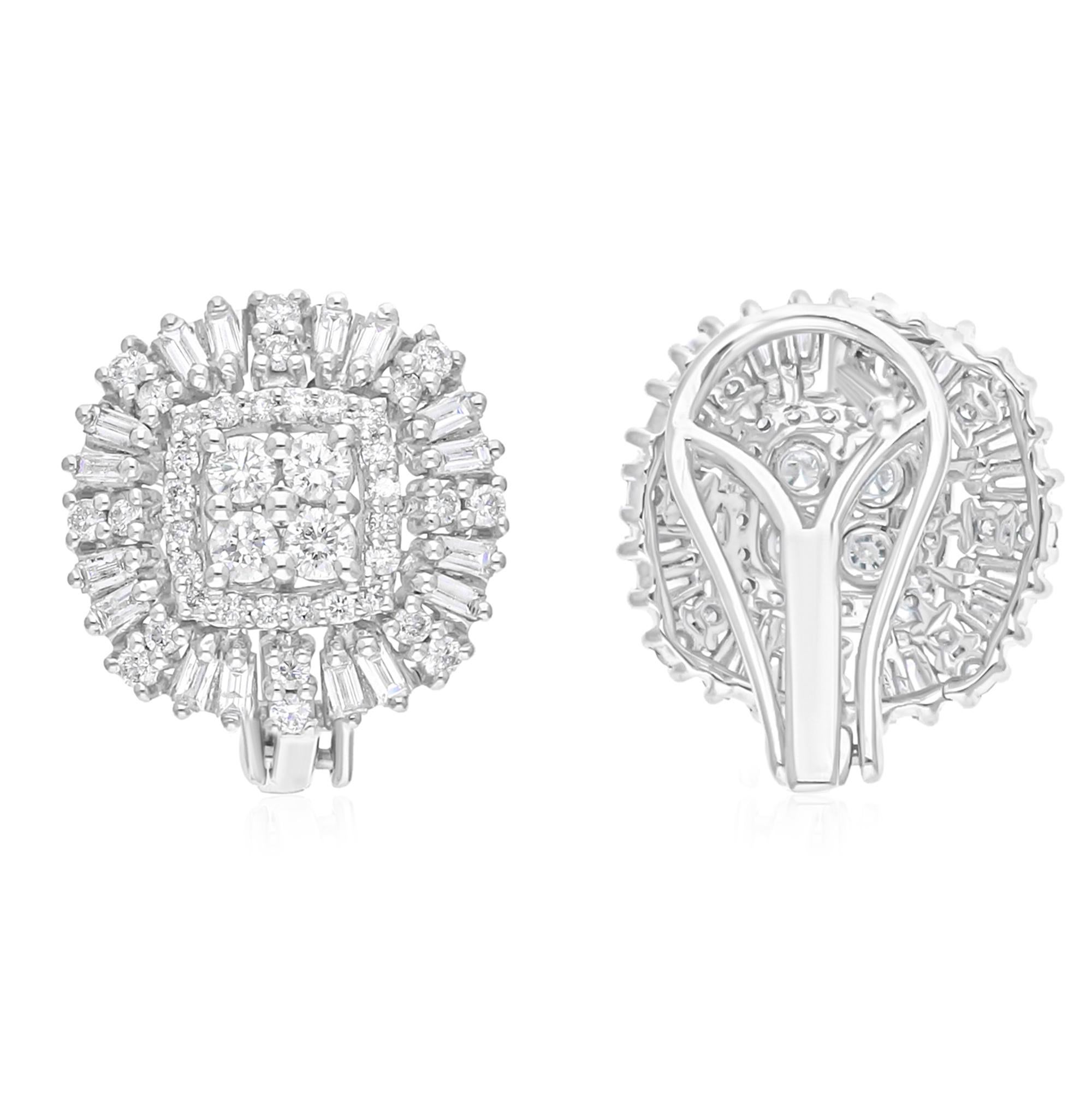 Realizzati in oro a 14 carati, questi squisiti orecchini sono impreziositi da 1,01 carati di diamanti scintillanti.

Segui la vetrina di Spectrum Jewels per vedere le ultime collezioni e i pezzi esclusivi. Spectrum Jewels è orgoglioso di essere