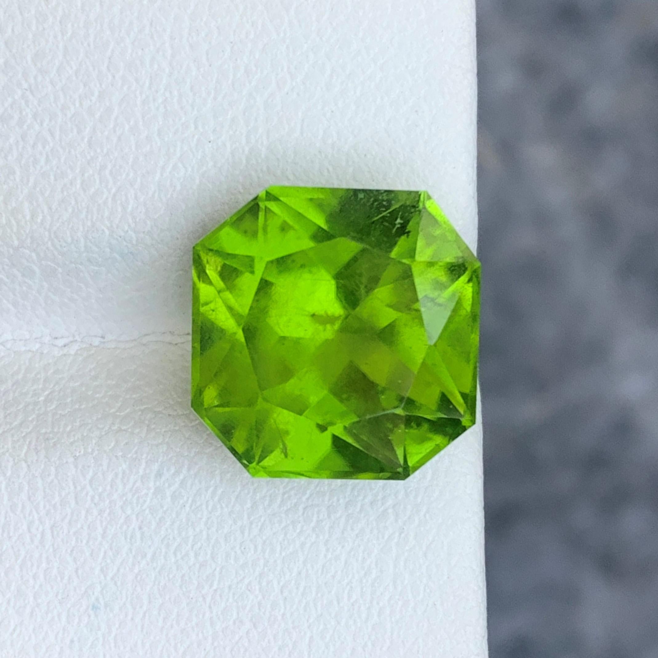 Gemstone Type : Peridot
Weight : 10.10 Carats
Dimension: 12.8x12.7x8.4 Mm 
Origin : Suppat Valley Pakistan
Clarity : Included
Certificate: On Demand
Color: Green
Treatment: Non
Shape: Octagon
It helps cure diseases related to lungs, breasts,