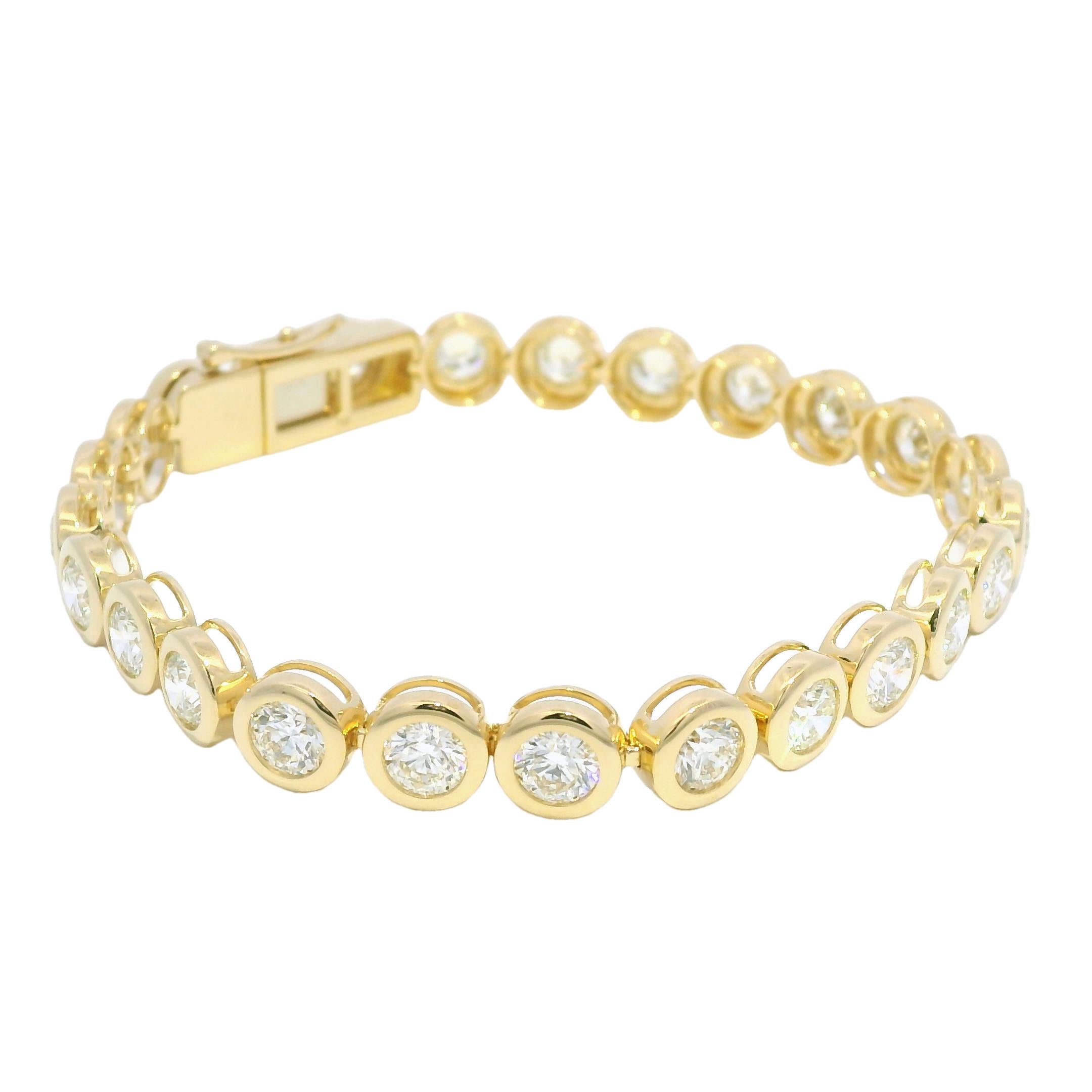 Natural 10.3 Carat Diamond Bezel Set 18-Karat Tennis Bracelet In Stock In Excellent Condition In Boca Raton, FL