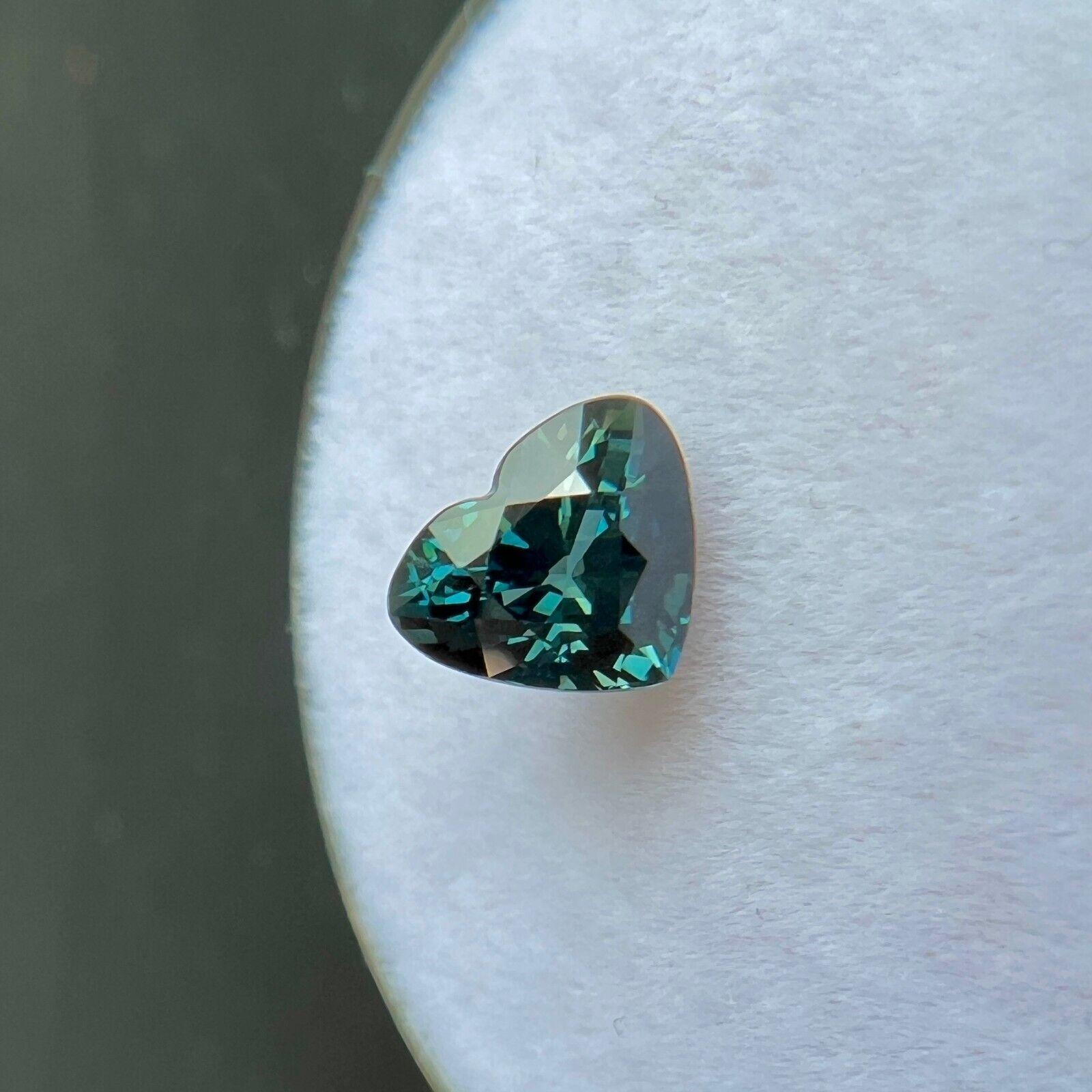 Nature 1.04ct Sapphire Untreated Heart Cut Green Blue Gia Certified No Heat Gem

GIA Certified Untreated Deep Green Blue Heart Cut Sapphire Gemstone.
Saphir bleu vert unique de 1.04 carat non chauffé. Totalement non traité et non chauffé, ce qui est