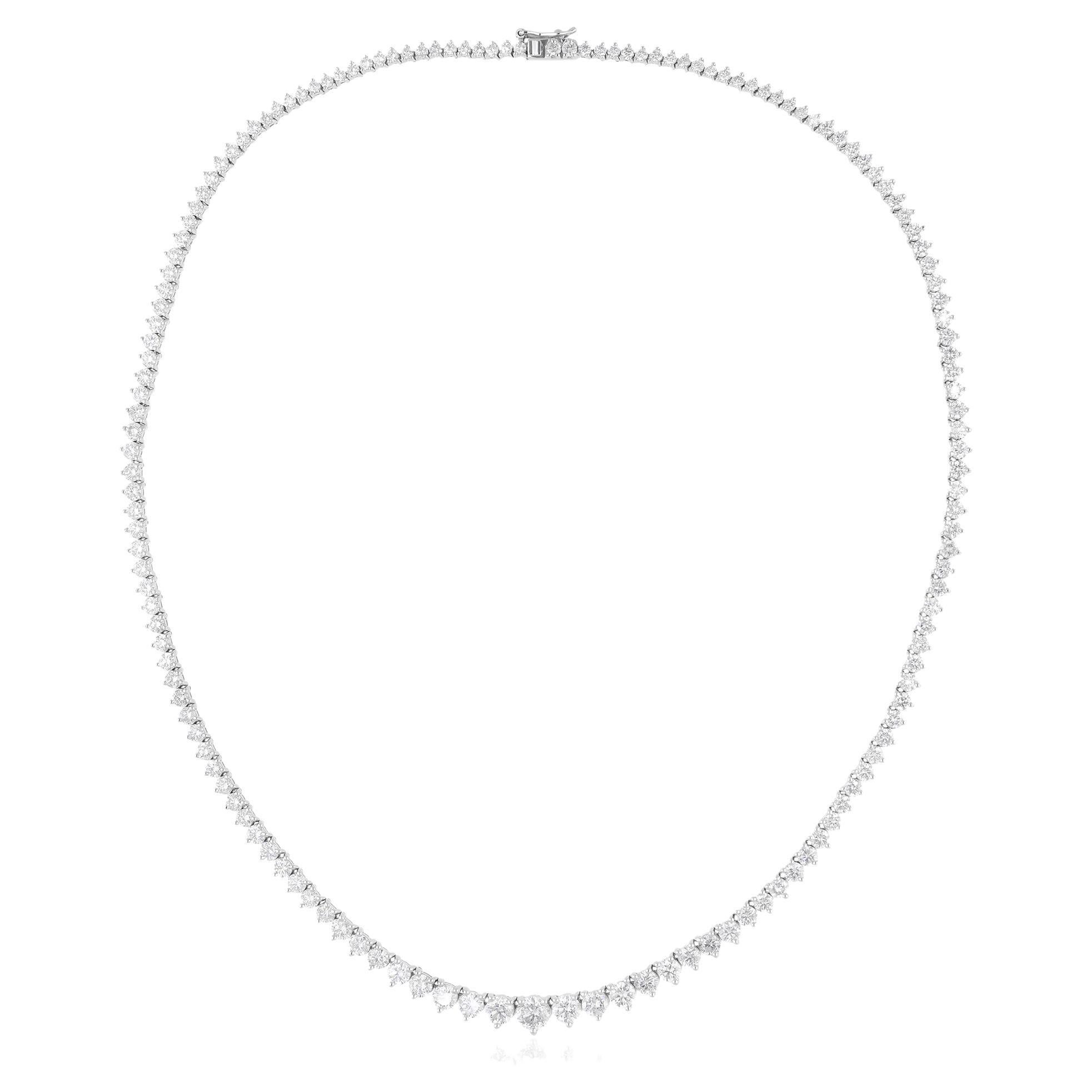 Collana a catena con diamanti tondi graduati da 10,5 carati Nature in oro bianco 18 carati