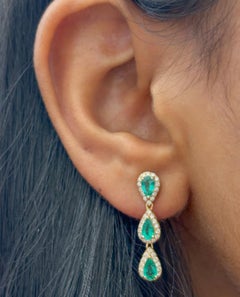 Natural 1.05cts Emerald & 0.39cts Diamond Earring in 14k Gold