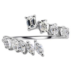 Nature 1.07 Carat SI Clarity HI Color Multi Diamond Ring 18 Karat White Gold