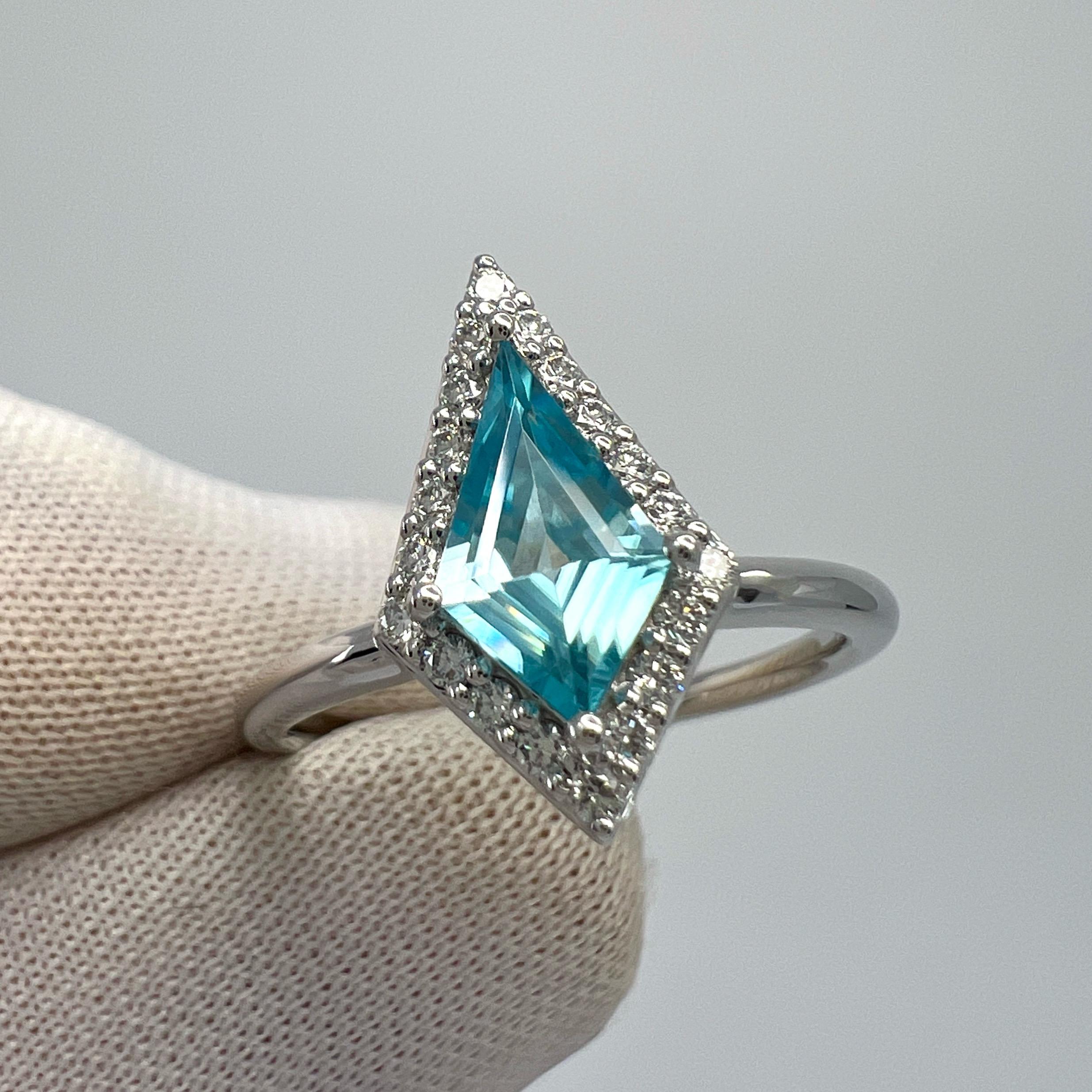 Women's or Men's Natural 1.07ct Fancy Kite Vivid Blue Zircon & Diamond 18k White Gold Halo Ring For Sale