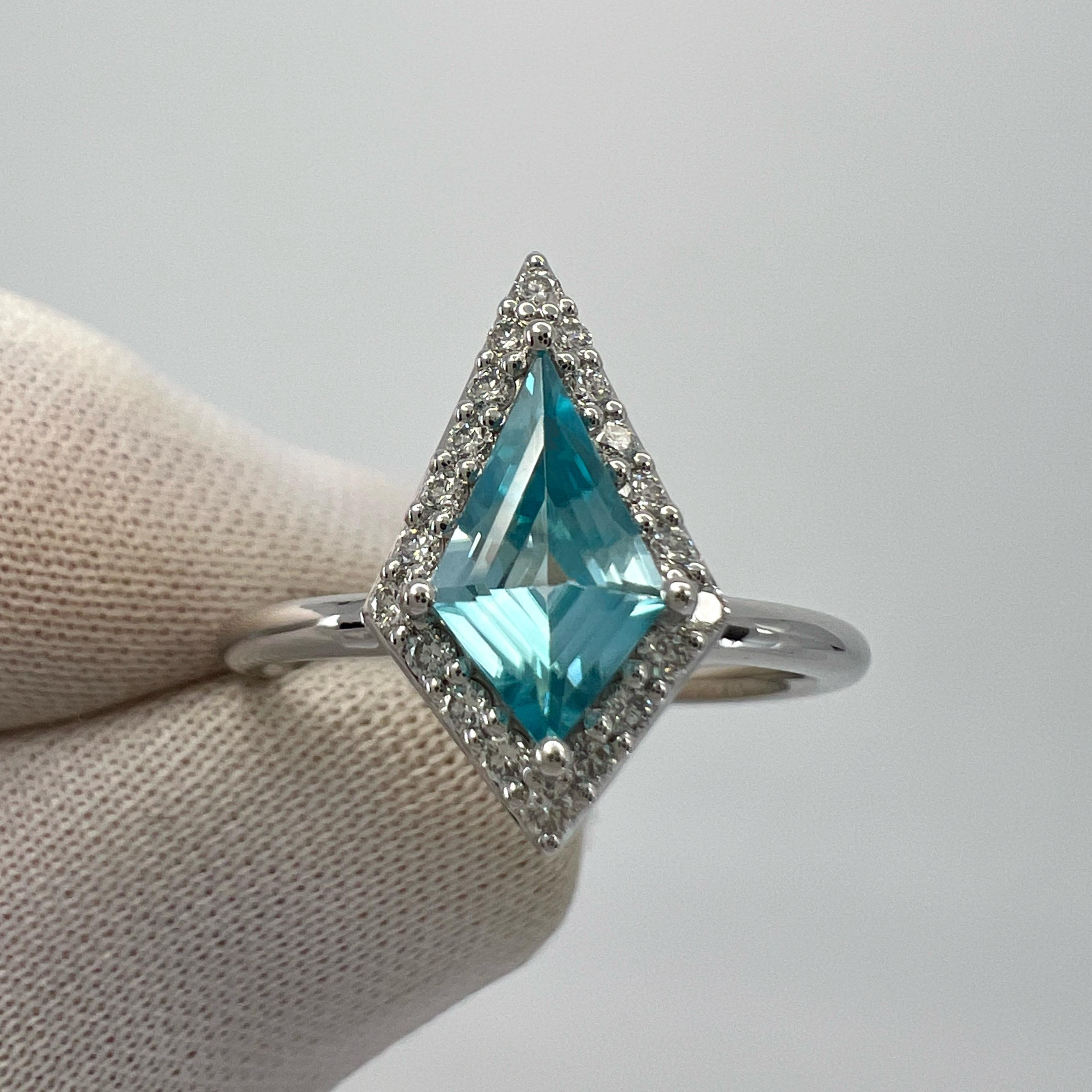 Natural 1.07ct Fancy Kite Vivid Blue Zircon & Diamond 18k White Gold Halo Ring For Sale 4