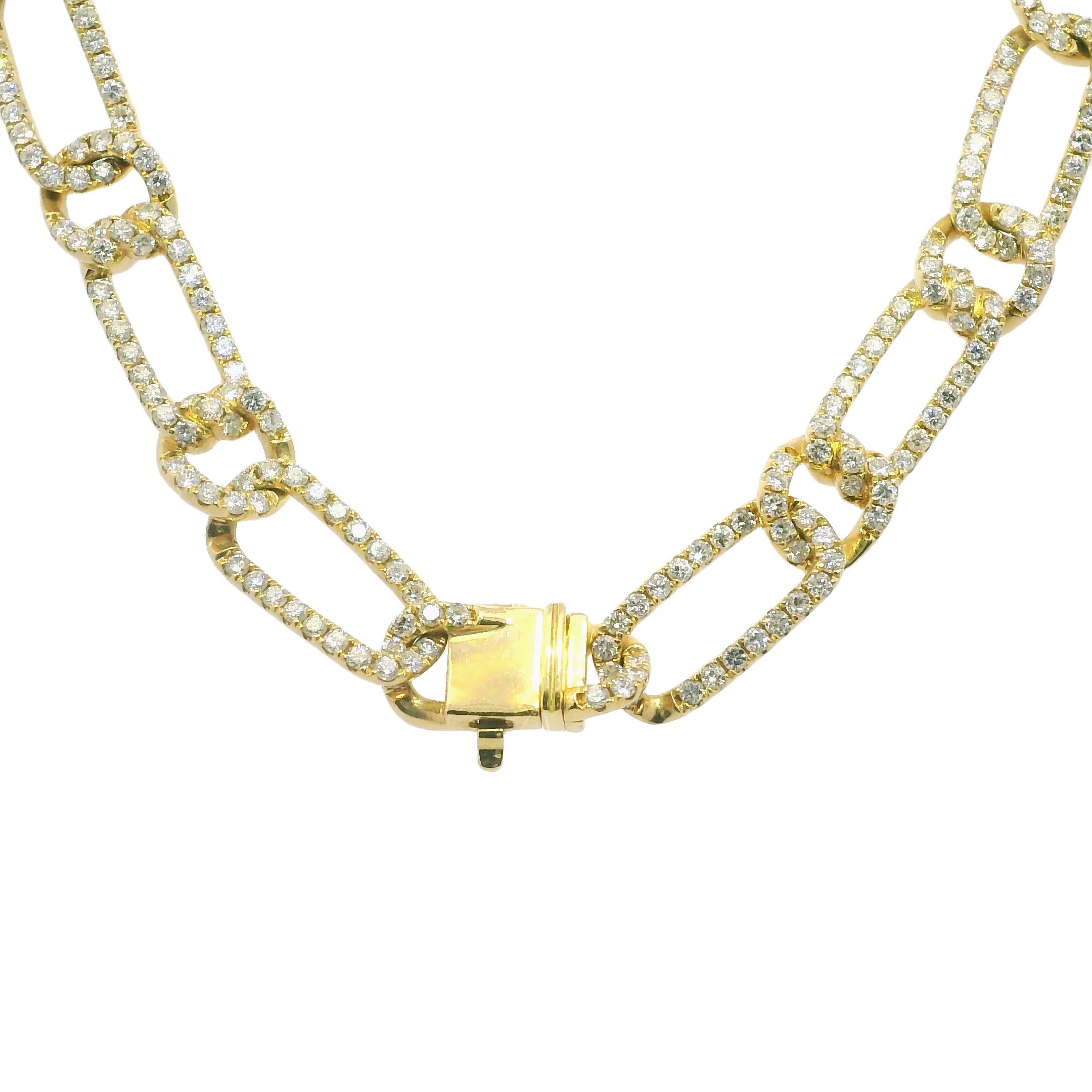 Collier à maillons imbriqués en or 18 carats, pavé de diamants naturels de 10,9 carats Excellent état - En vente à Boca Raton, FL
