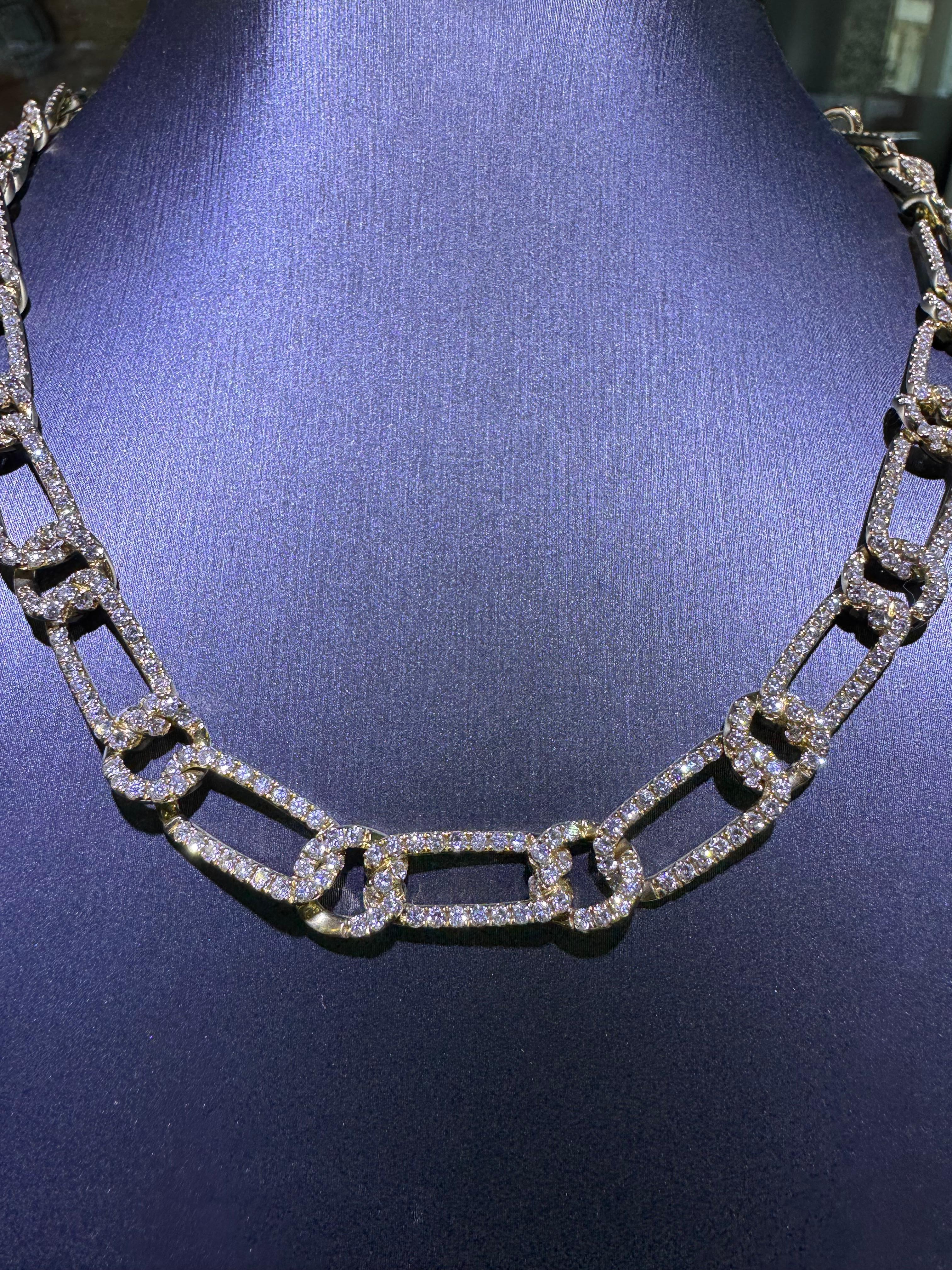 Collier à maillons imbriqués en or 18 carats, pavé de diamants naturels de 10,9 carats Pour femmes en vente