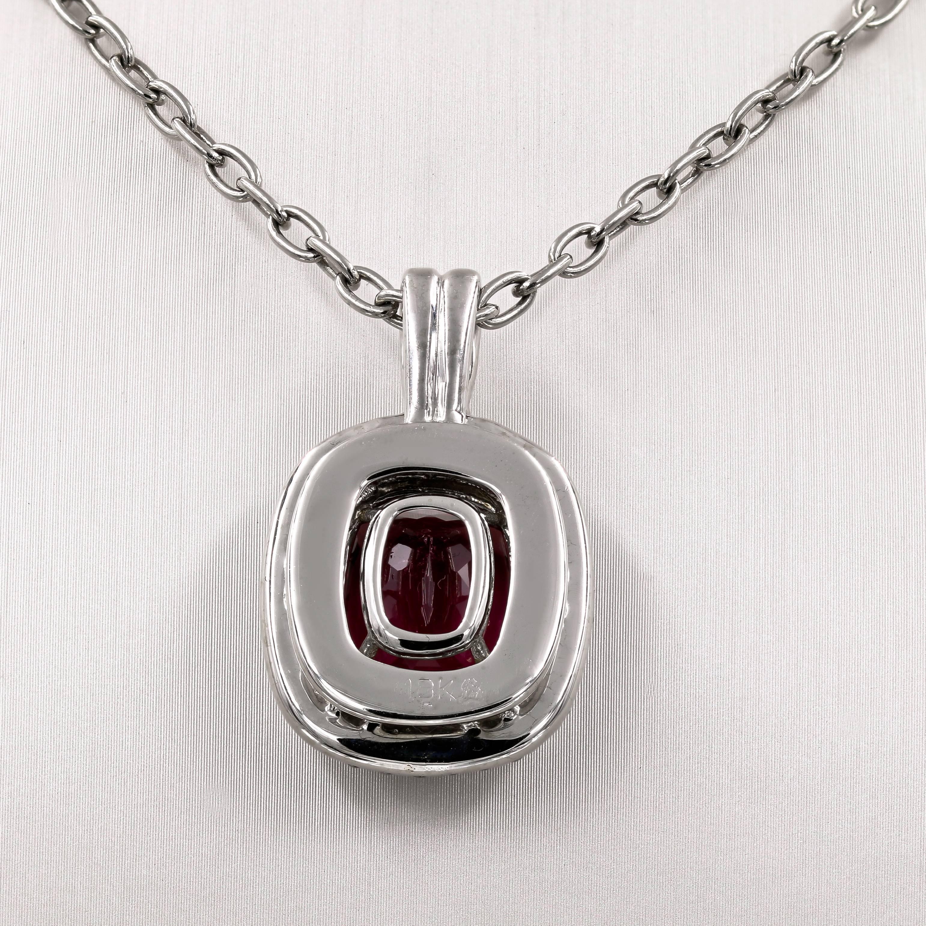 Natural 10.91 Carats Madagascar Tourmaline and Diamond Necklace In New Condition In Chicago, IL