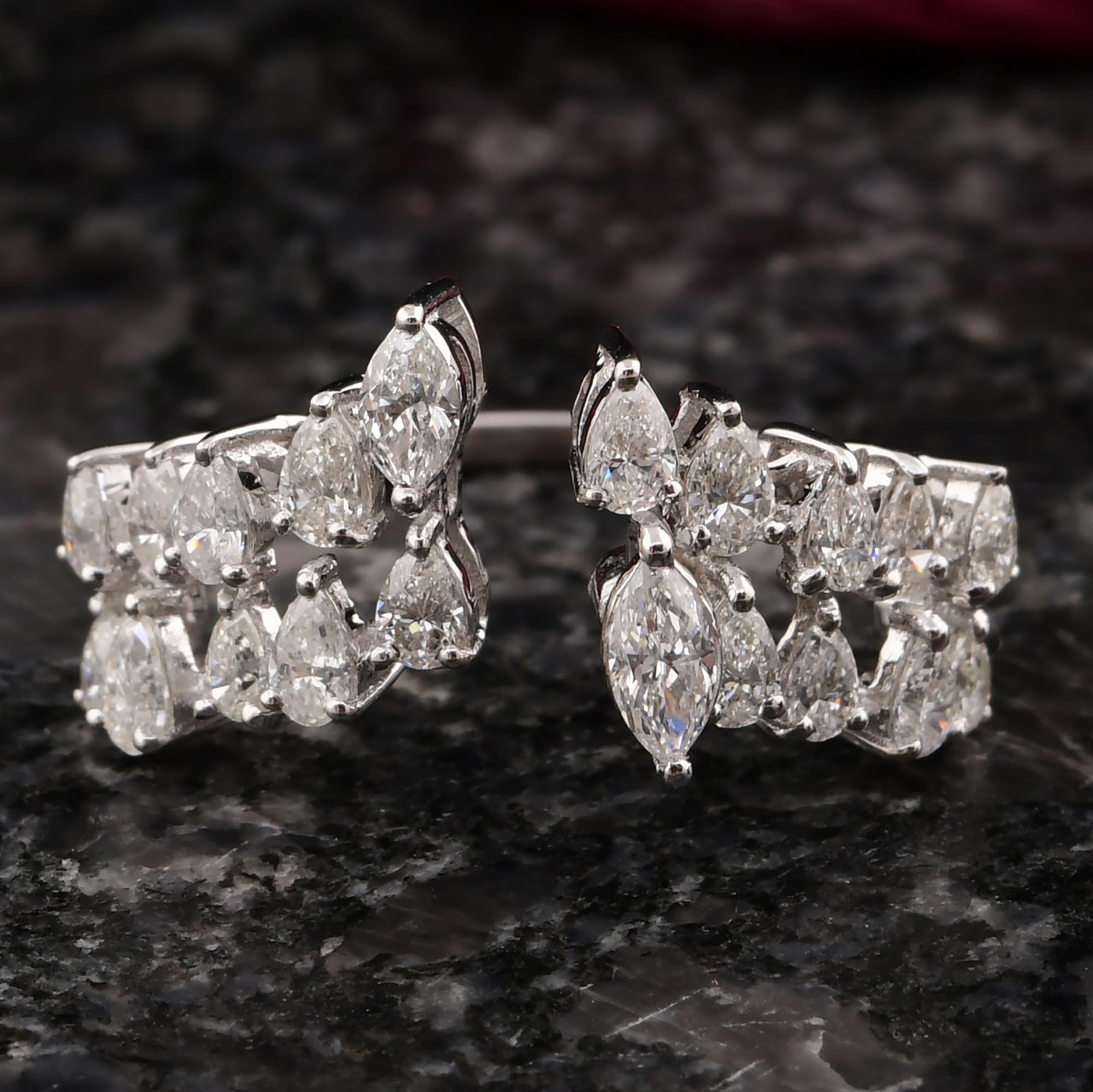 Natürlicher natürlicher 1,10 Karat SI/H Birnen-Marquise-Diamant-Manschettenring aus 18 Karat Weißgold im Zustand „Neu“ im Angebot in Diera, Dubai