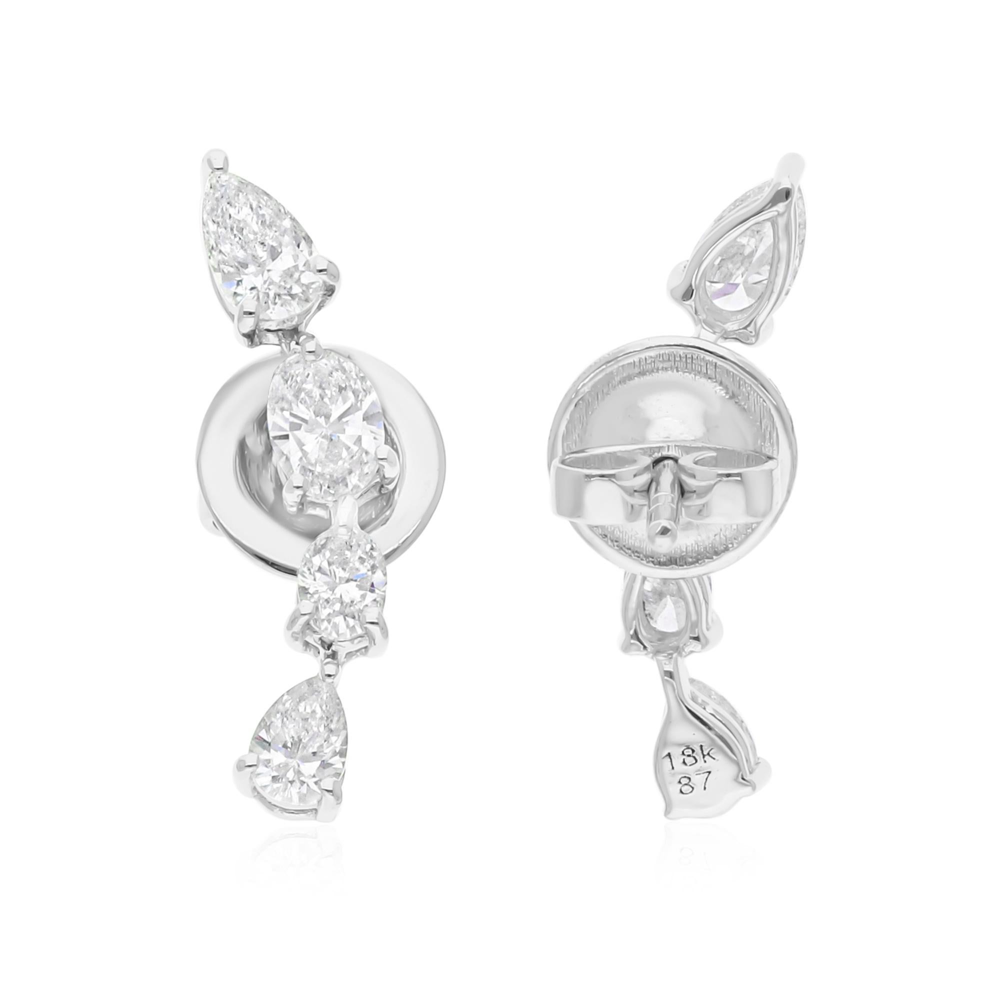 Fundidos en oro de 18 quilates, estos exquisitos pendientes están engastados con 1,10 quilates de brillantes diamantes.

SIGUE LA TIENDA DE SPECTRUM JEWELS para ver la última colección y piezas exclusivas. Spectrum Jewels se enorgullece de ser uno
