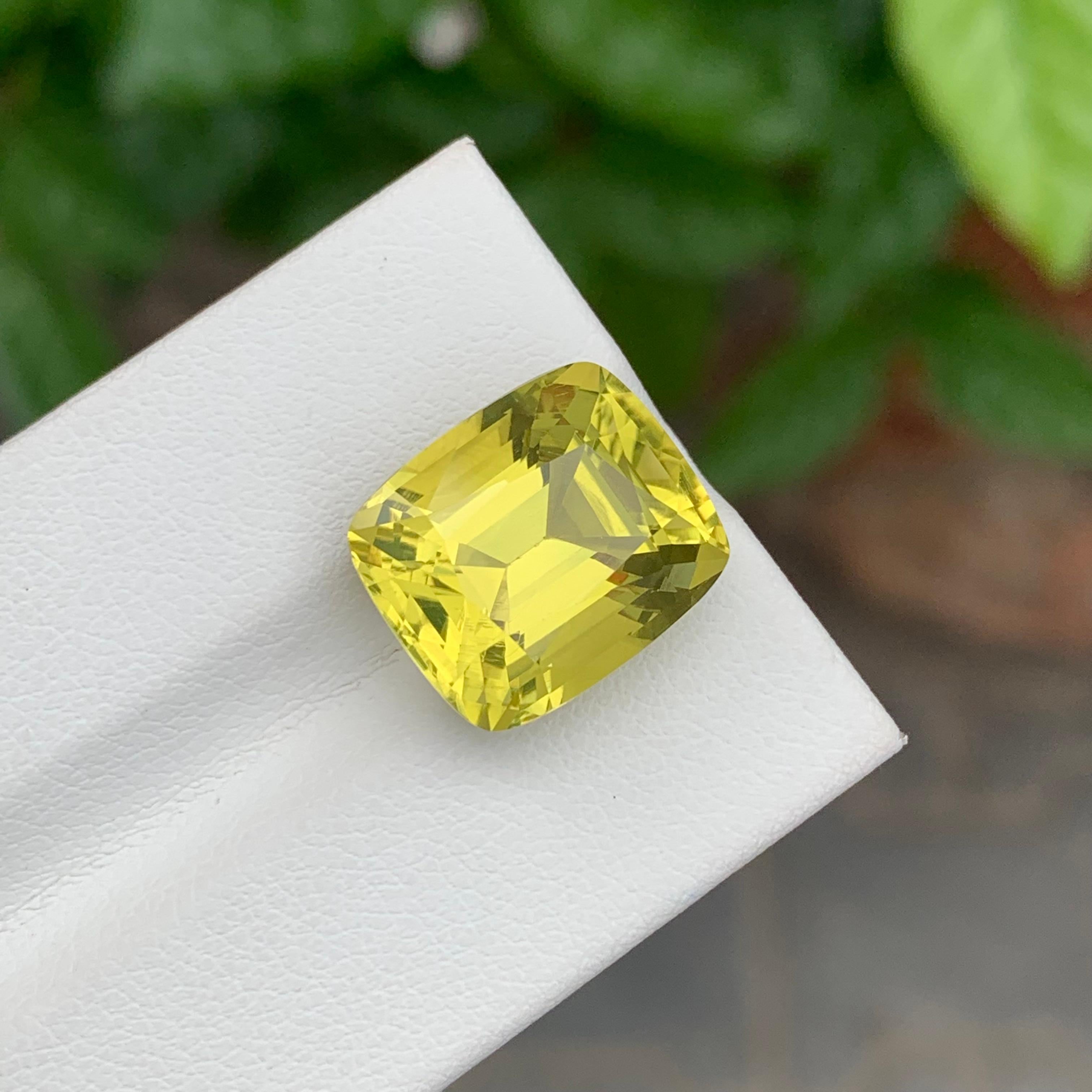Nature 11,20 carati di quarzo limone sfuso a forma di cuscino per collana in vendita 5