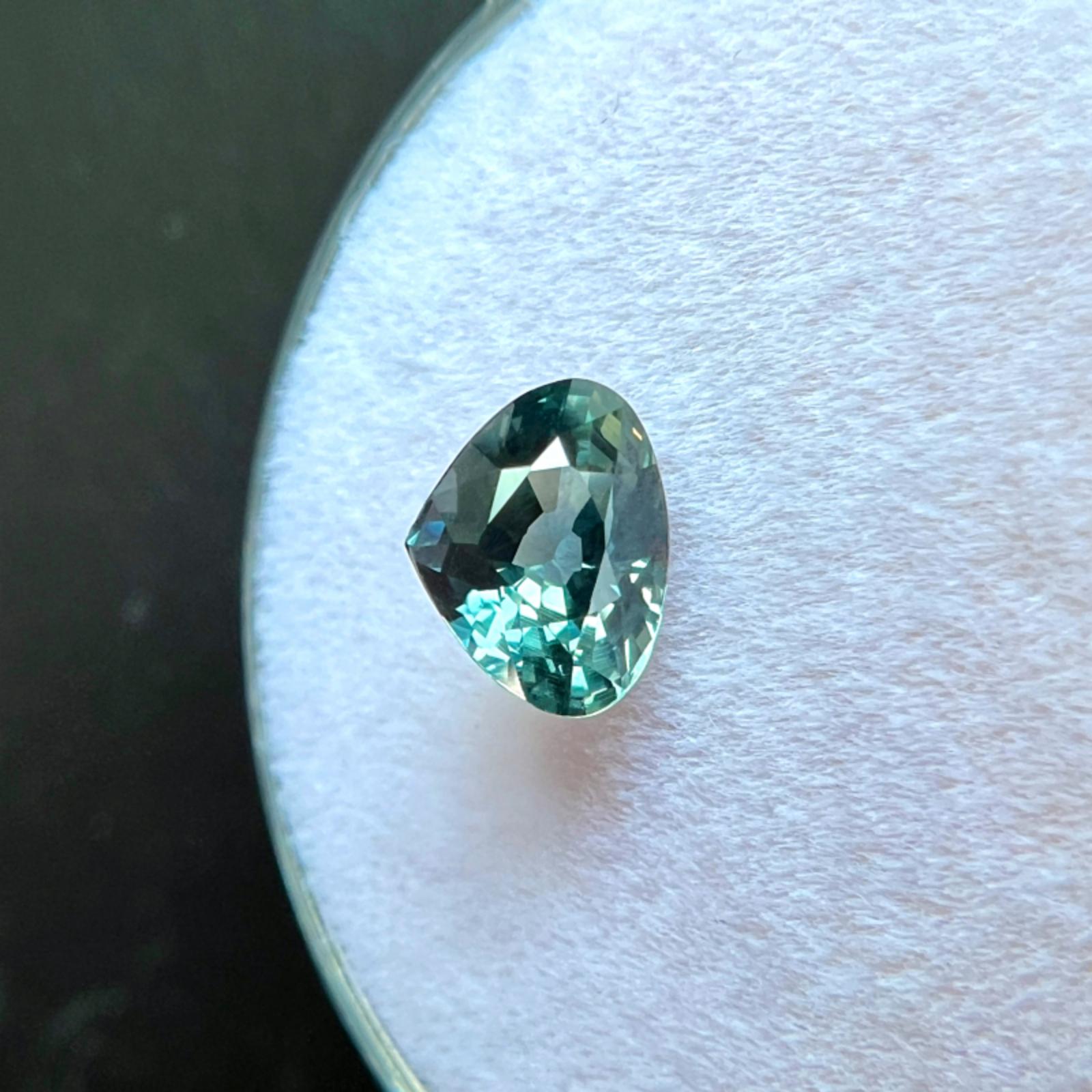 Nature 1.12ct Green Blue Sapphire Untreated GIA Certified Unheated Pear Cut VS en vente 1