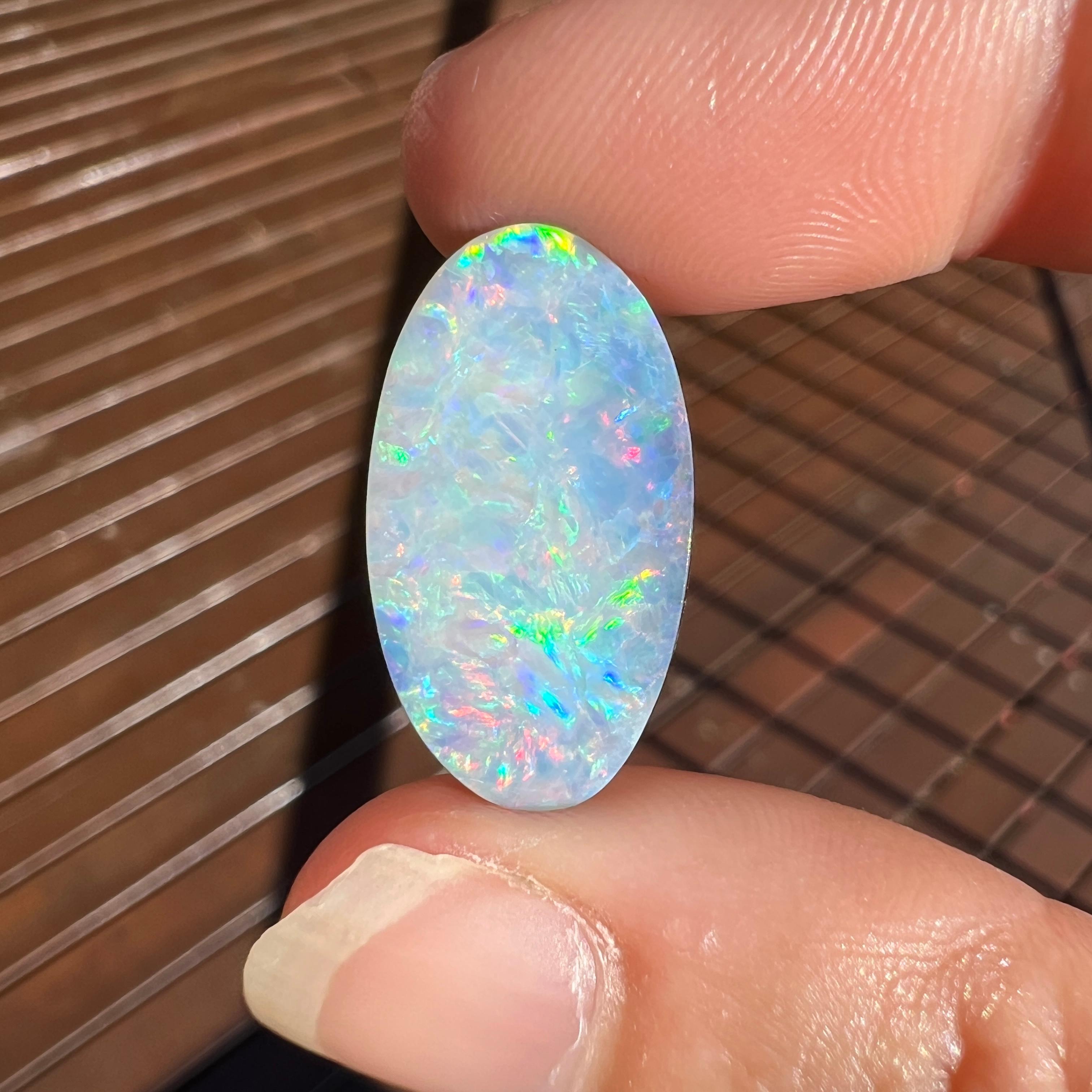 Natural 11.52 Ct Australian rainbow boulder opal mined by Sue Cooper In New Condition For Sale In BELCONNEN, ACT