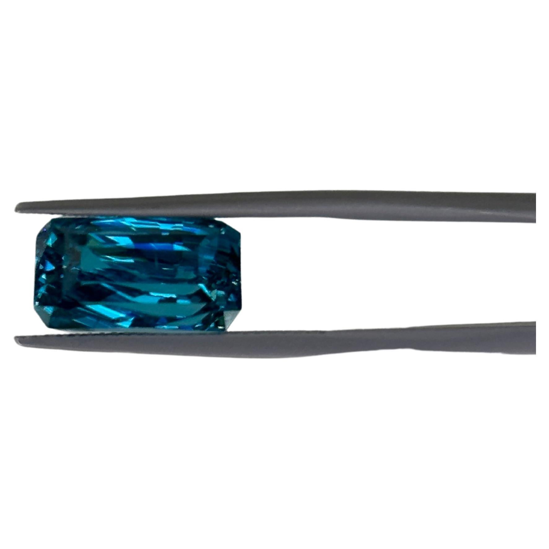 Natural 11.56 Carat 'Ocean Blue' Zircon from Cambodia For Sale