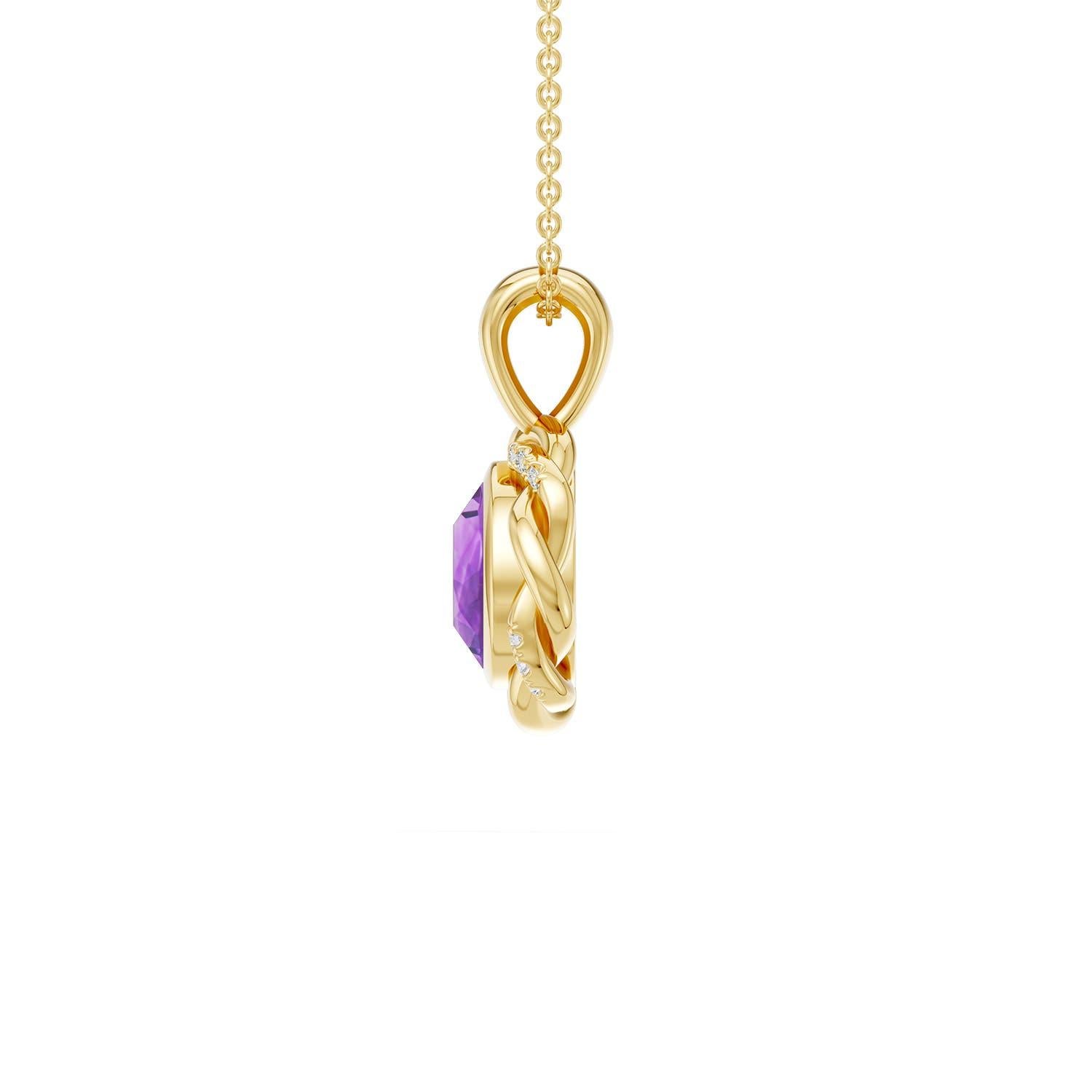 Angara is a family-started and family-run fine jewellery brand with generations of expertise in gemstones. In ancient Sanskrit, Angara means “the fire within.” We love how it captures the power of the color that burns inside our gemstones. Right
